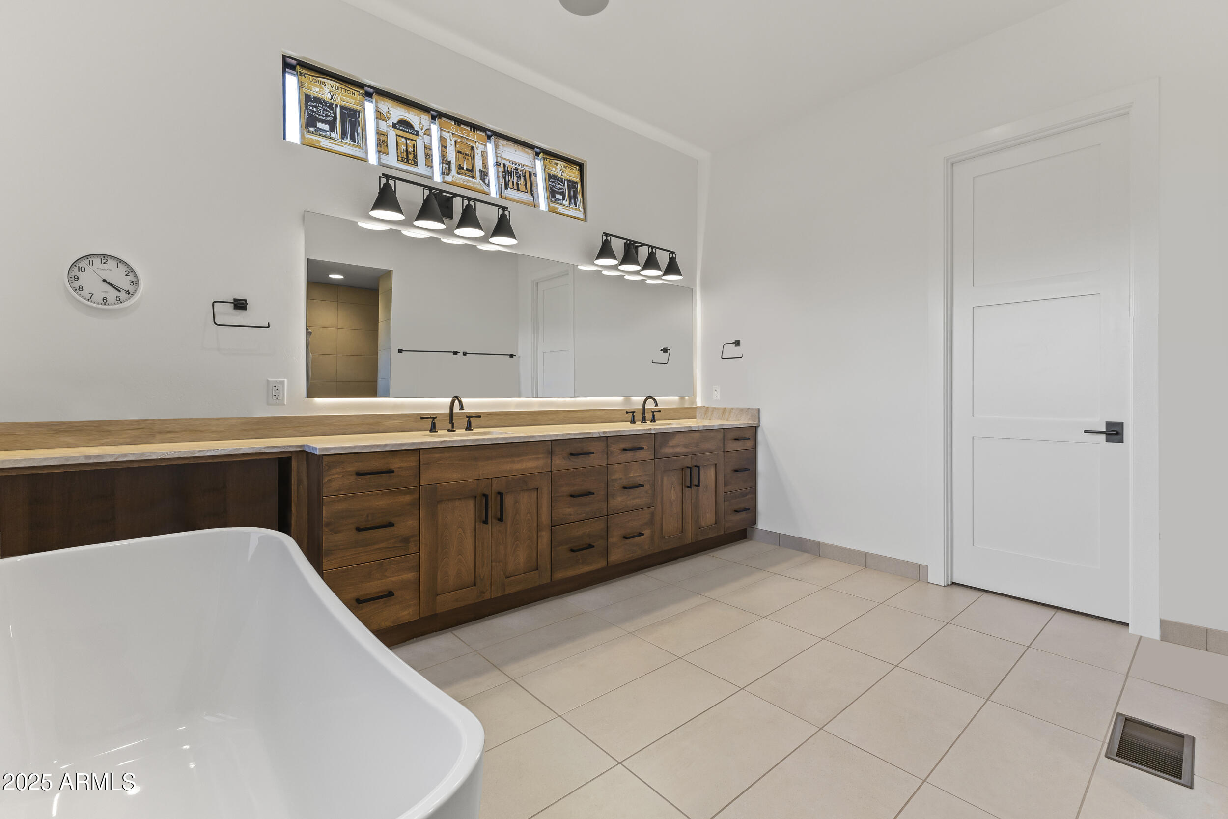 Foothills S 3 - Residential
