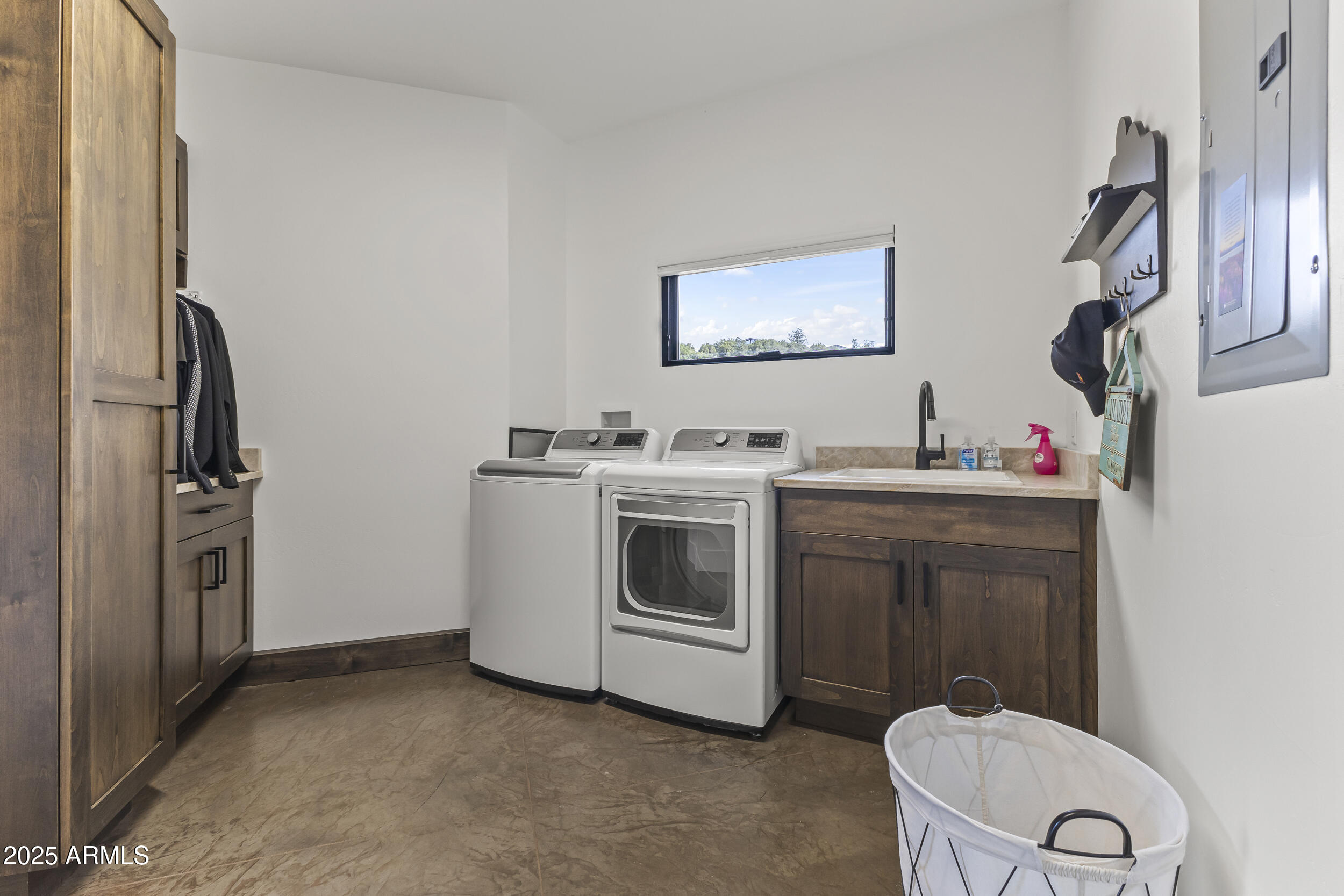 Foothills S 3 - Residential