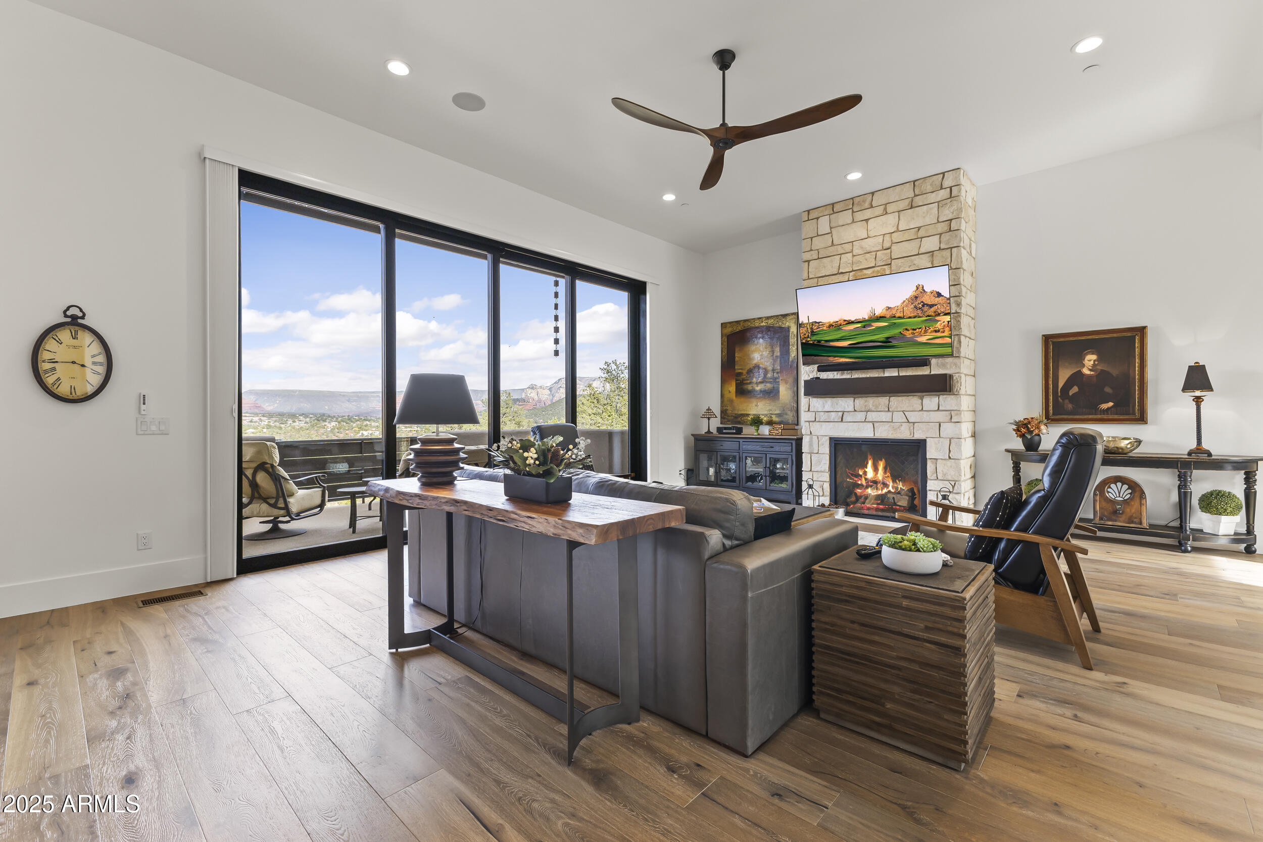 Foothills S 3 - Residential