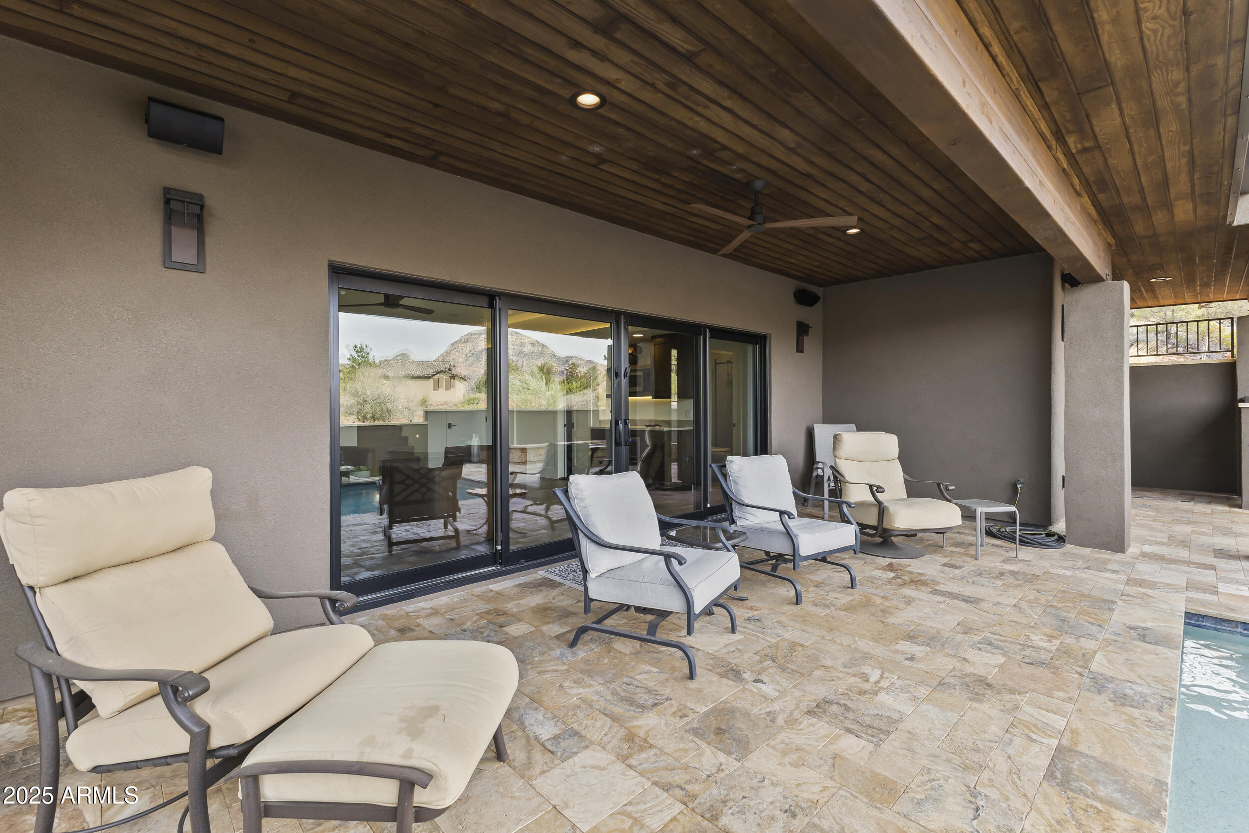Foothills S 3 - Residential