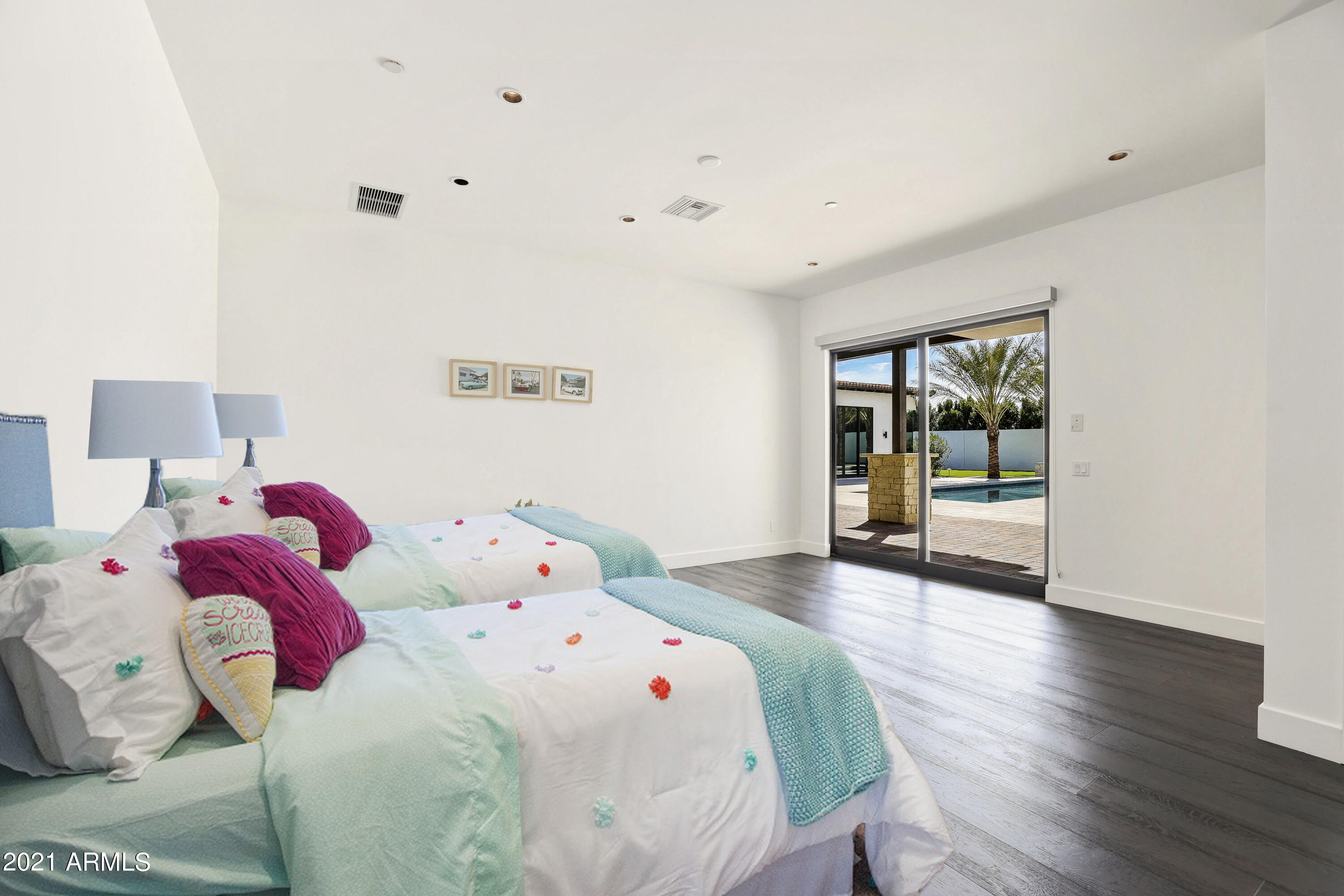 LINCOLN HEIGHTS 8, 12-25, 31-44 - Residential