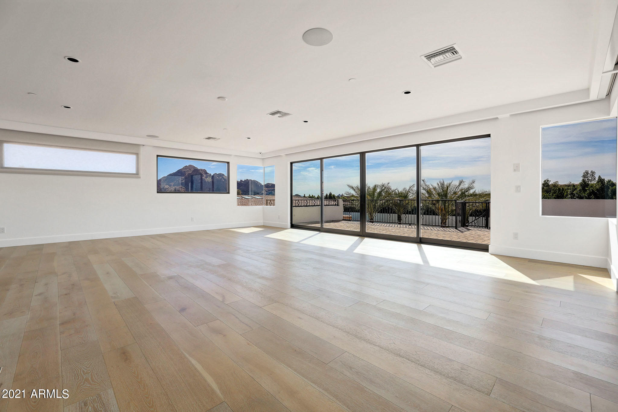 LINCOLN HEIGHTS 8, 12-25, 31-44 - Residential