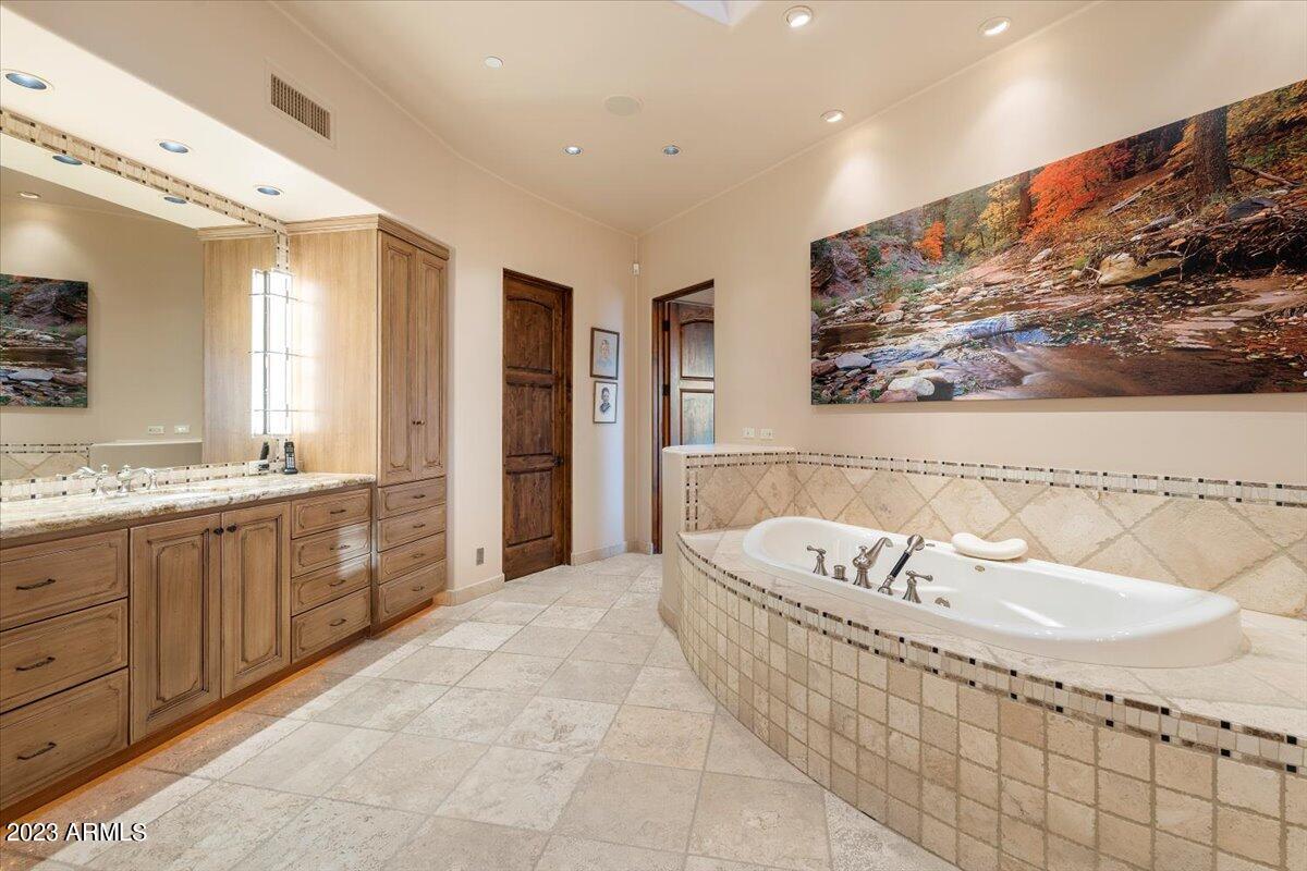 DESERT MOUNTAIN PHASE 3 UNIT 36 - Residential