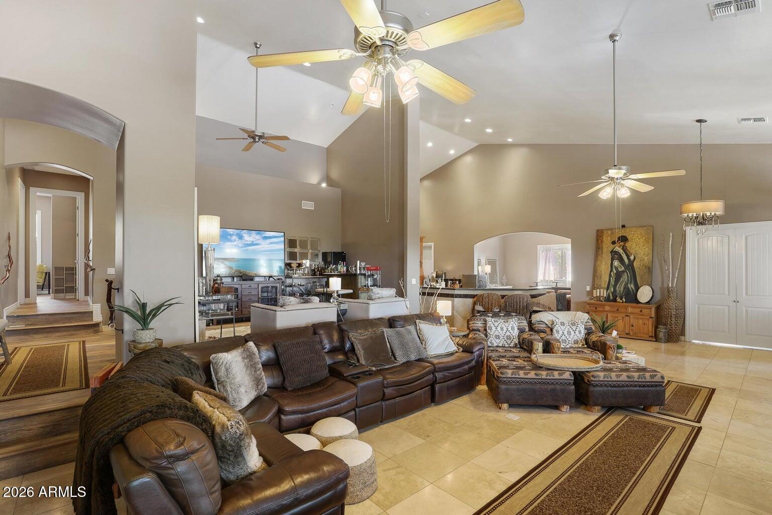 WOODHILL 2 - Residential
