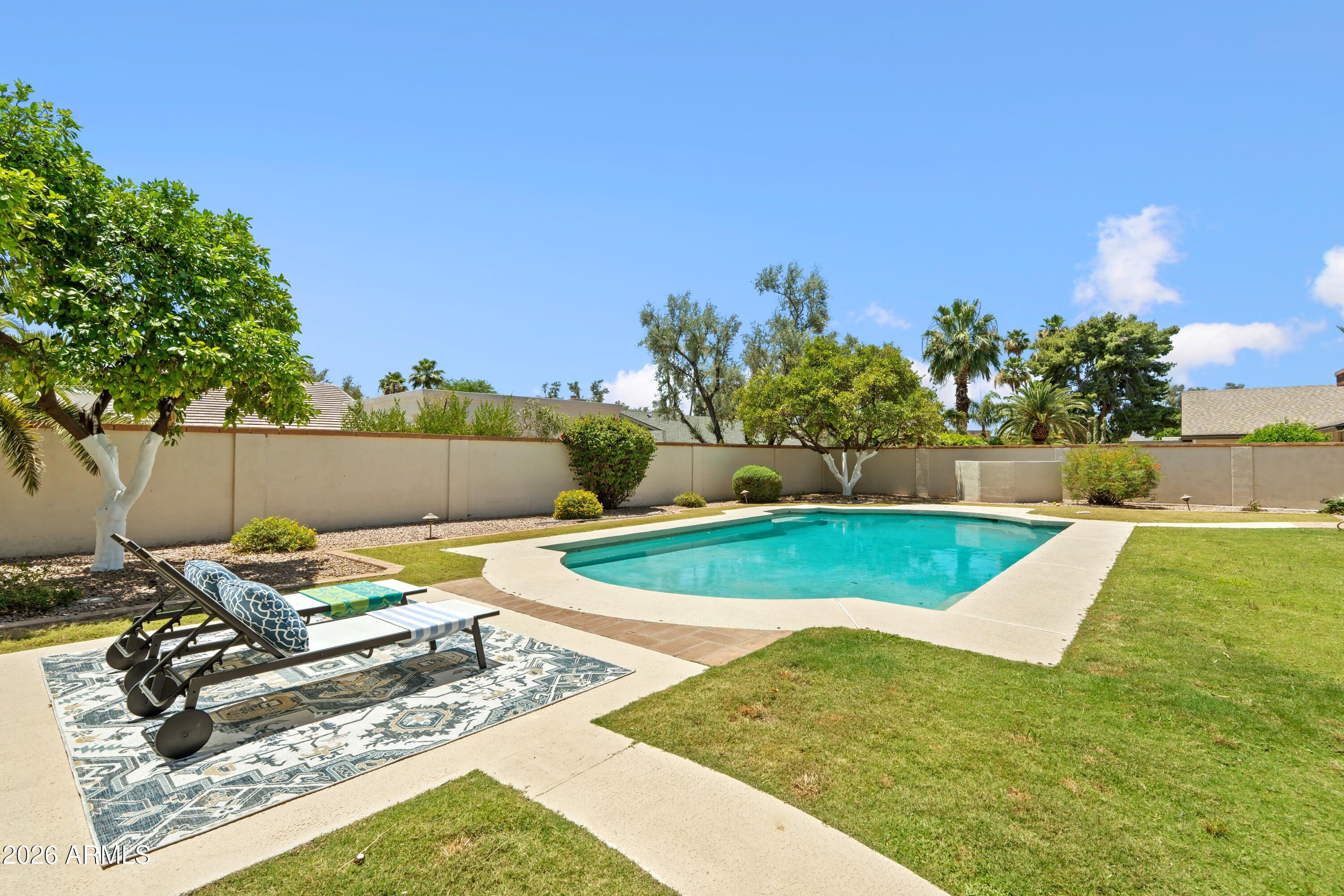 PARADISE PARK TRAILS - Residential