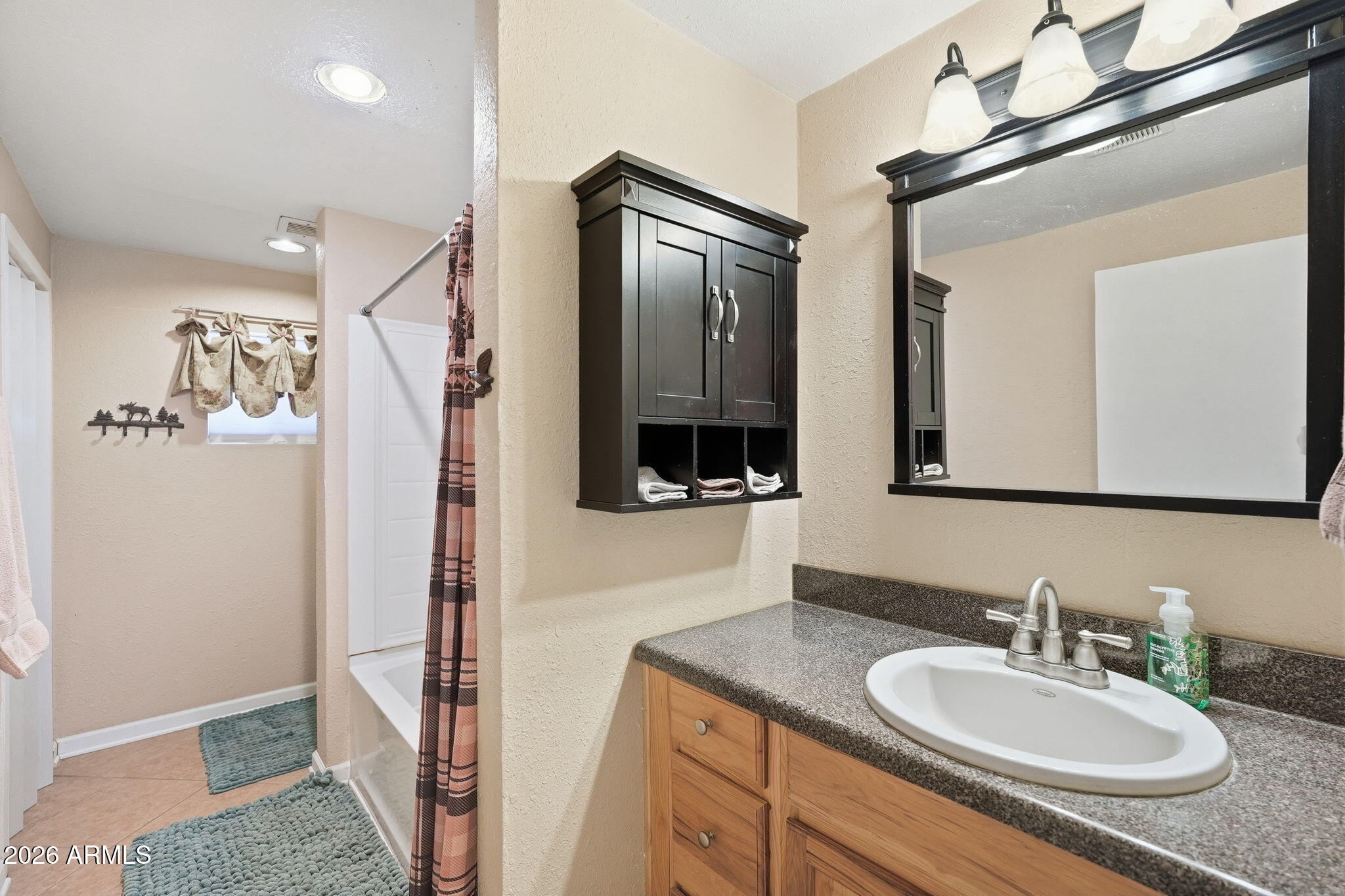 S17 T1N R8E - Residential