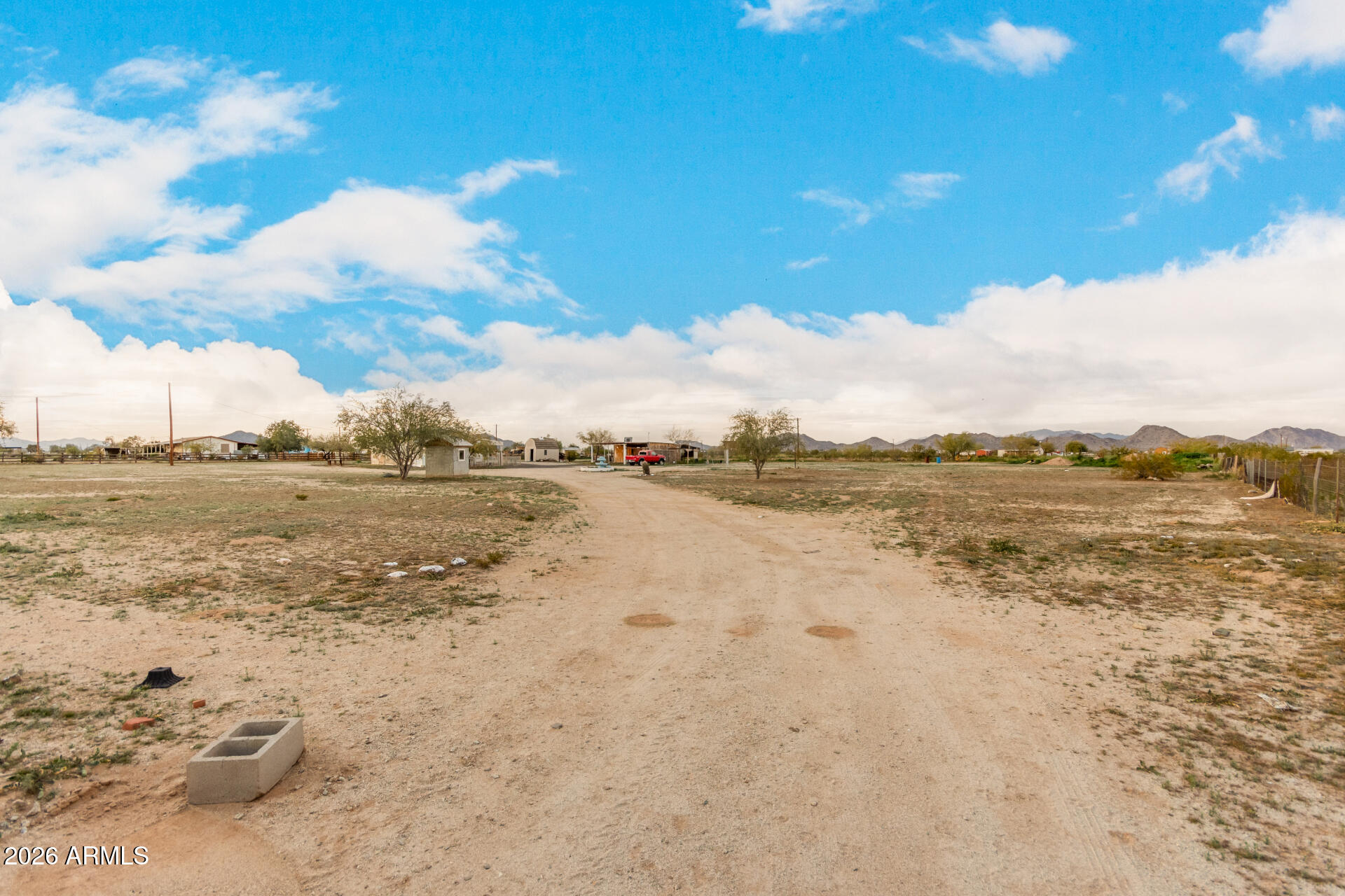 HIDDEN VALLEY ESTATES UNIT 16 - Residential