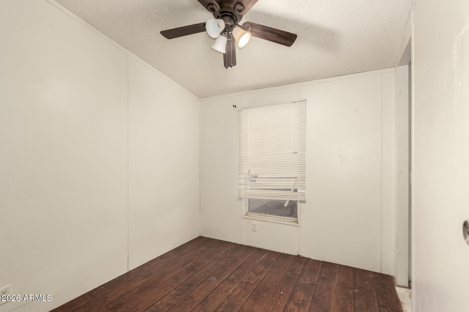 HIDDEN VALLEY ESTATES UNIT 16 - Residential