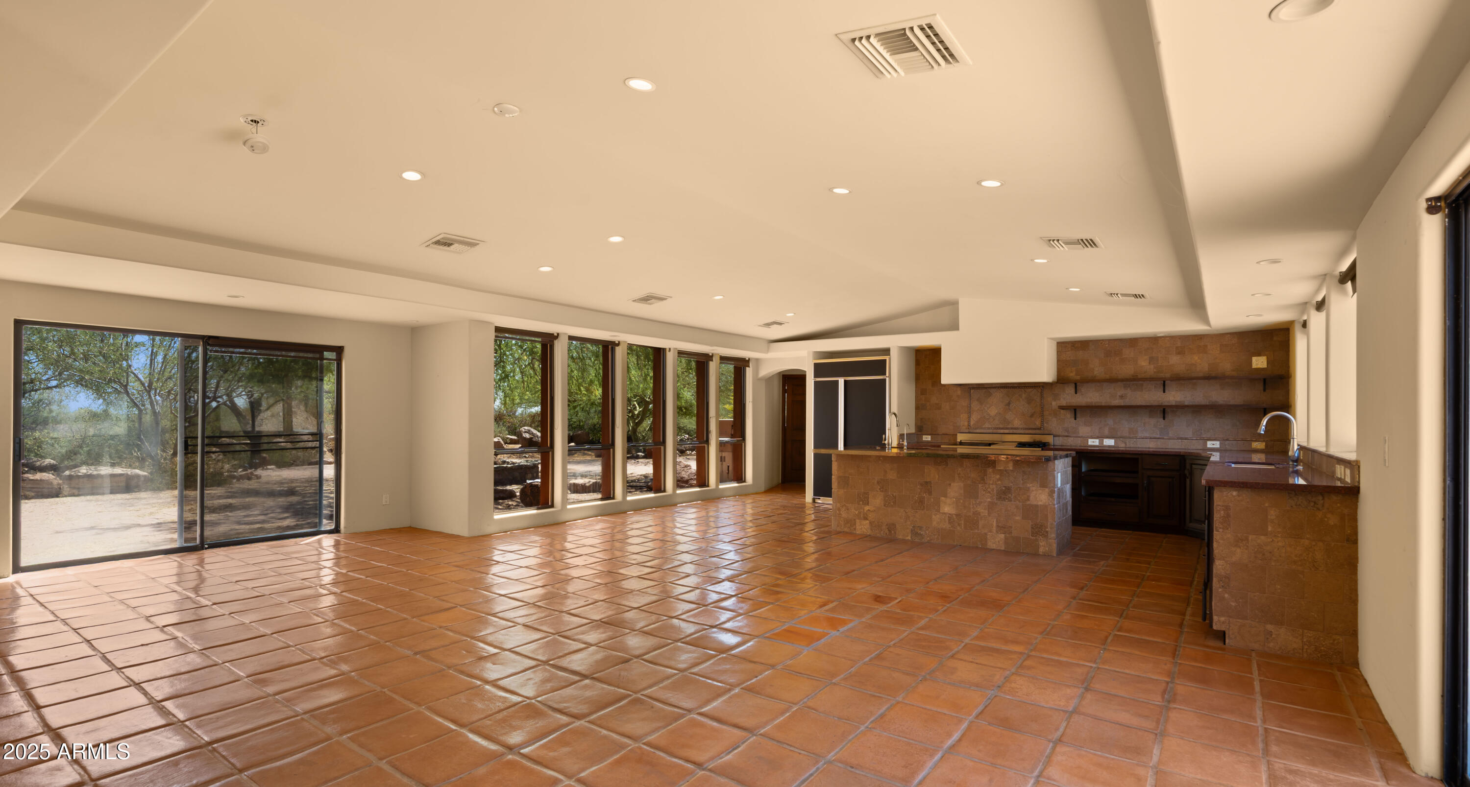 PARADISE HILLS ESTATES - Residential