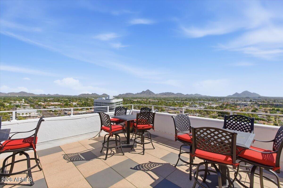 LANDMARK TOWERS CONDOMINIUM - Residential
