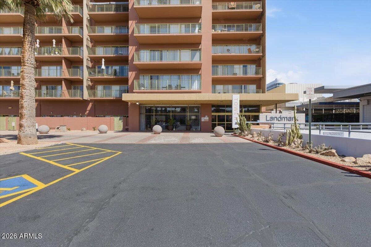 LANDMARK TOWERS CONDOMINIUM - Residential