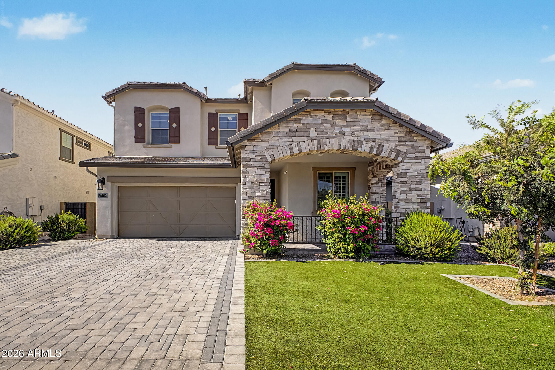 STRATFORD - Residential