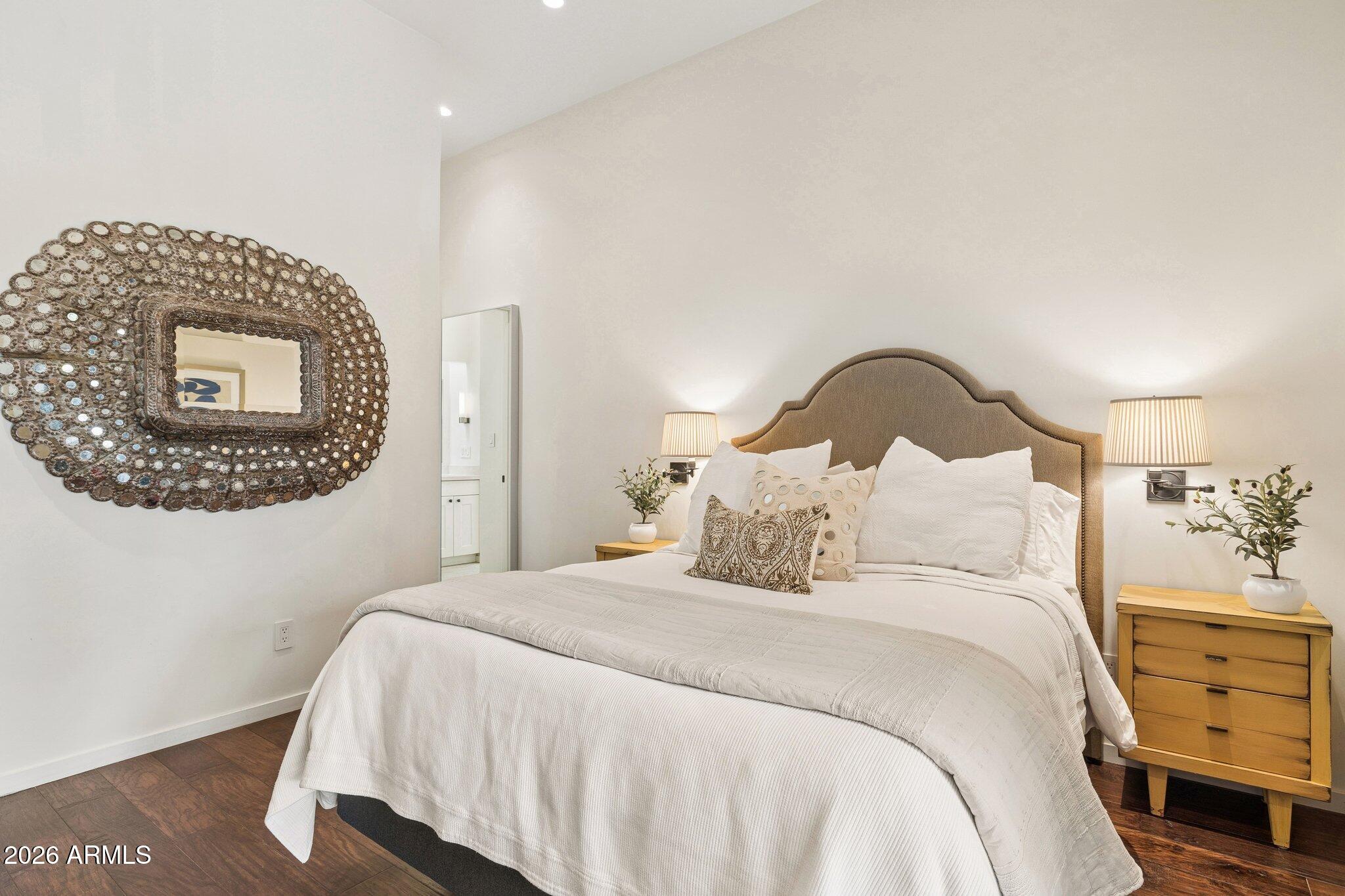 CASA BLANCA - Residential