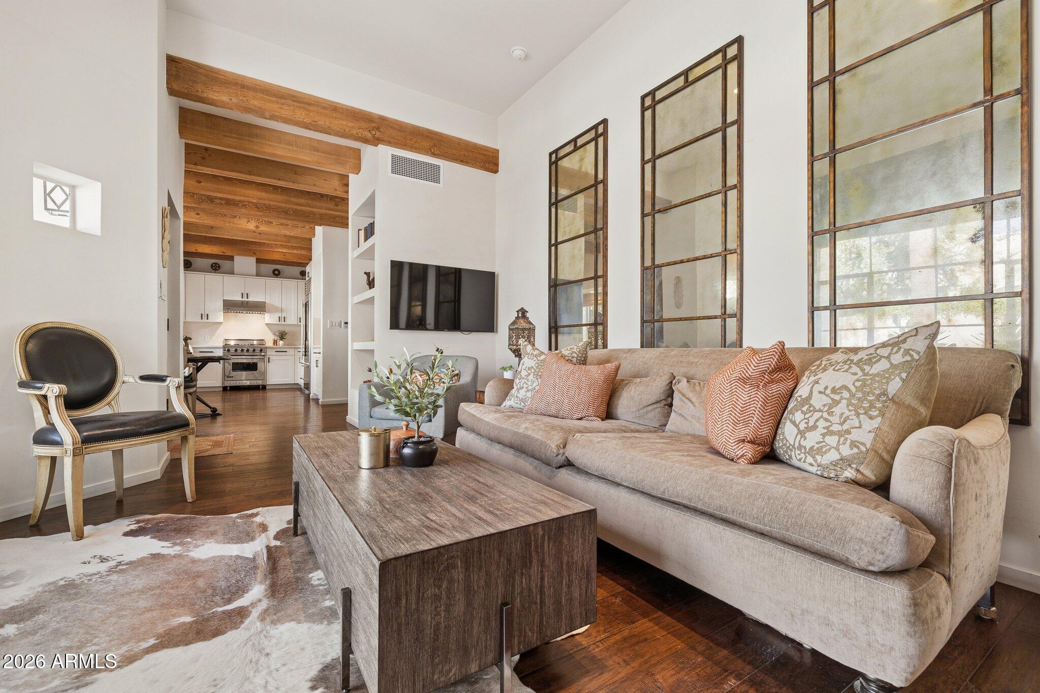 CASA BLANCA - Residential