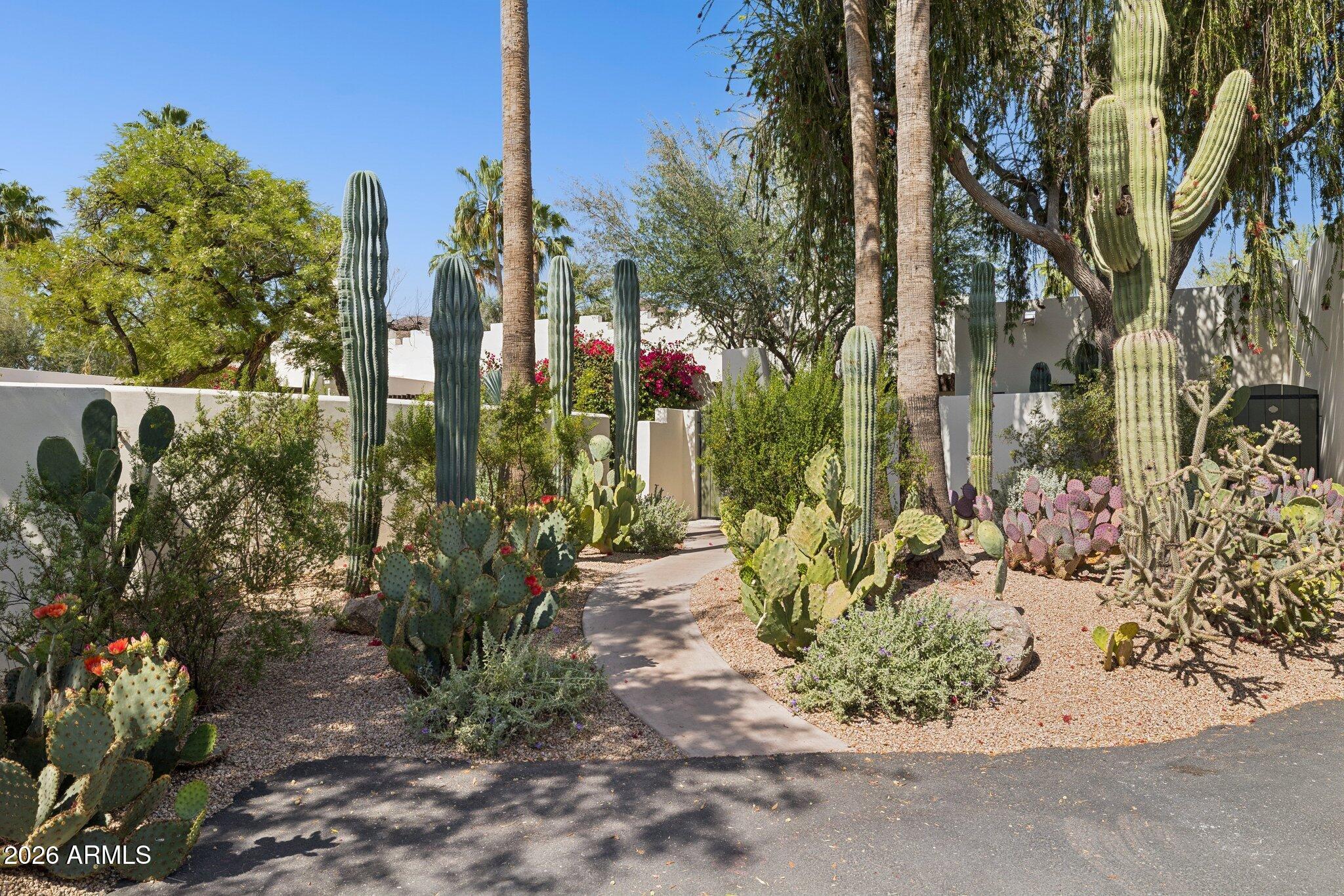 CASA BLANCA - Residential