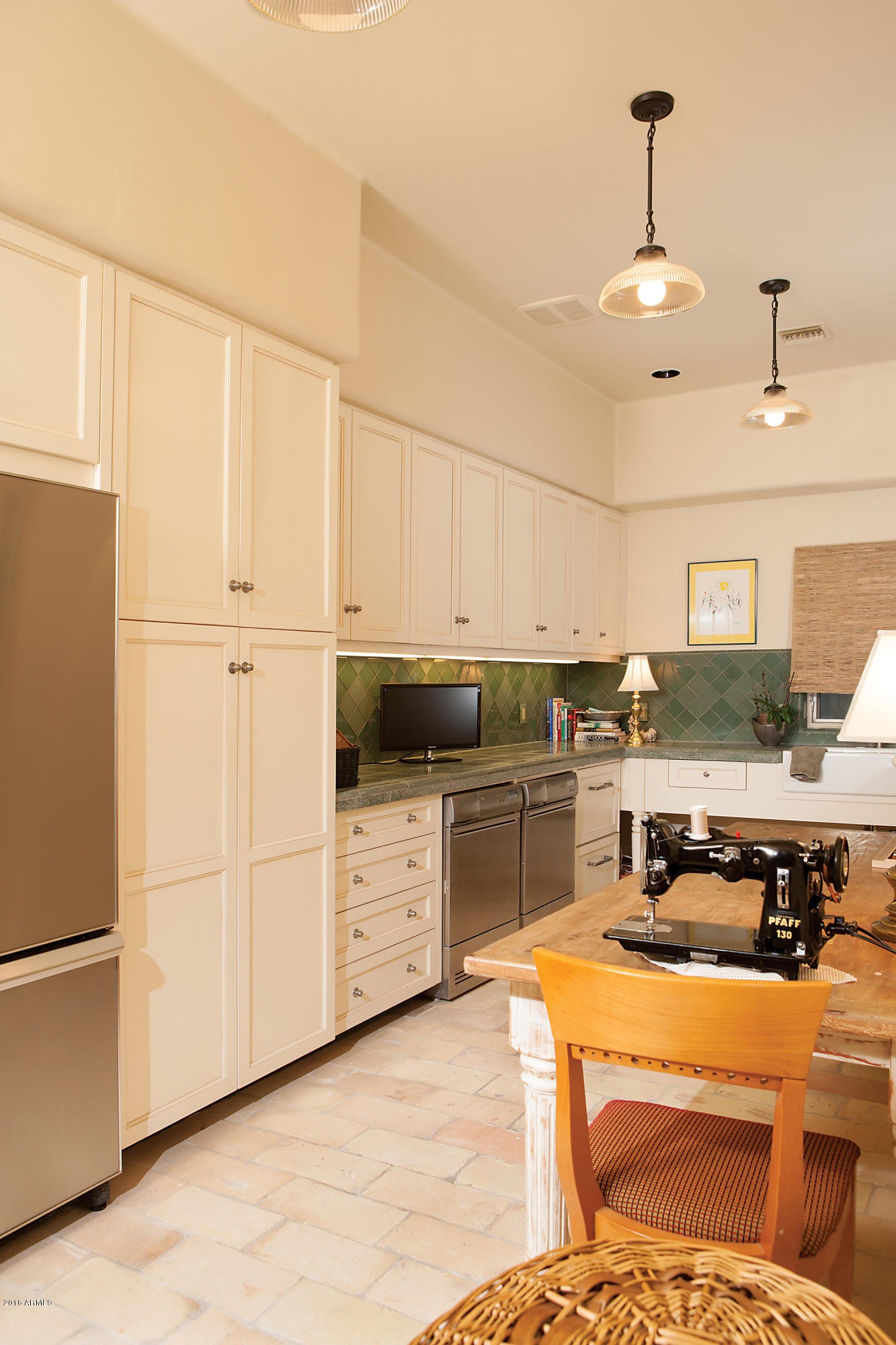 MORTON MESA - Residential