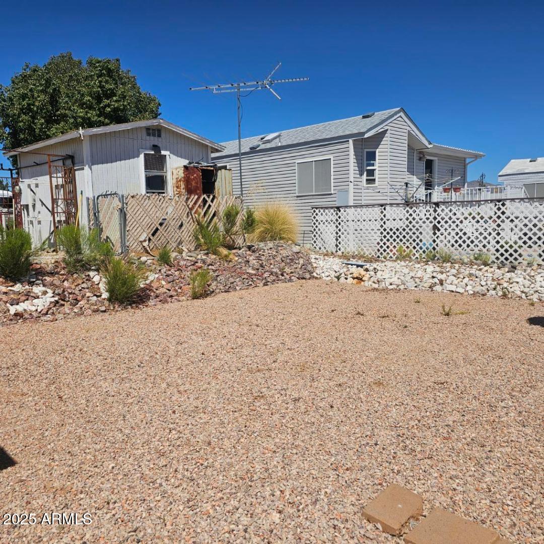 Escapee at North Ranch - Residential