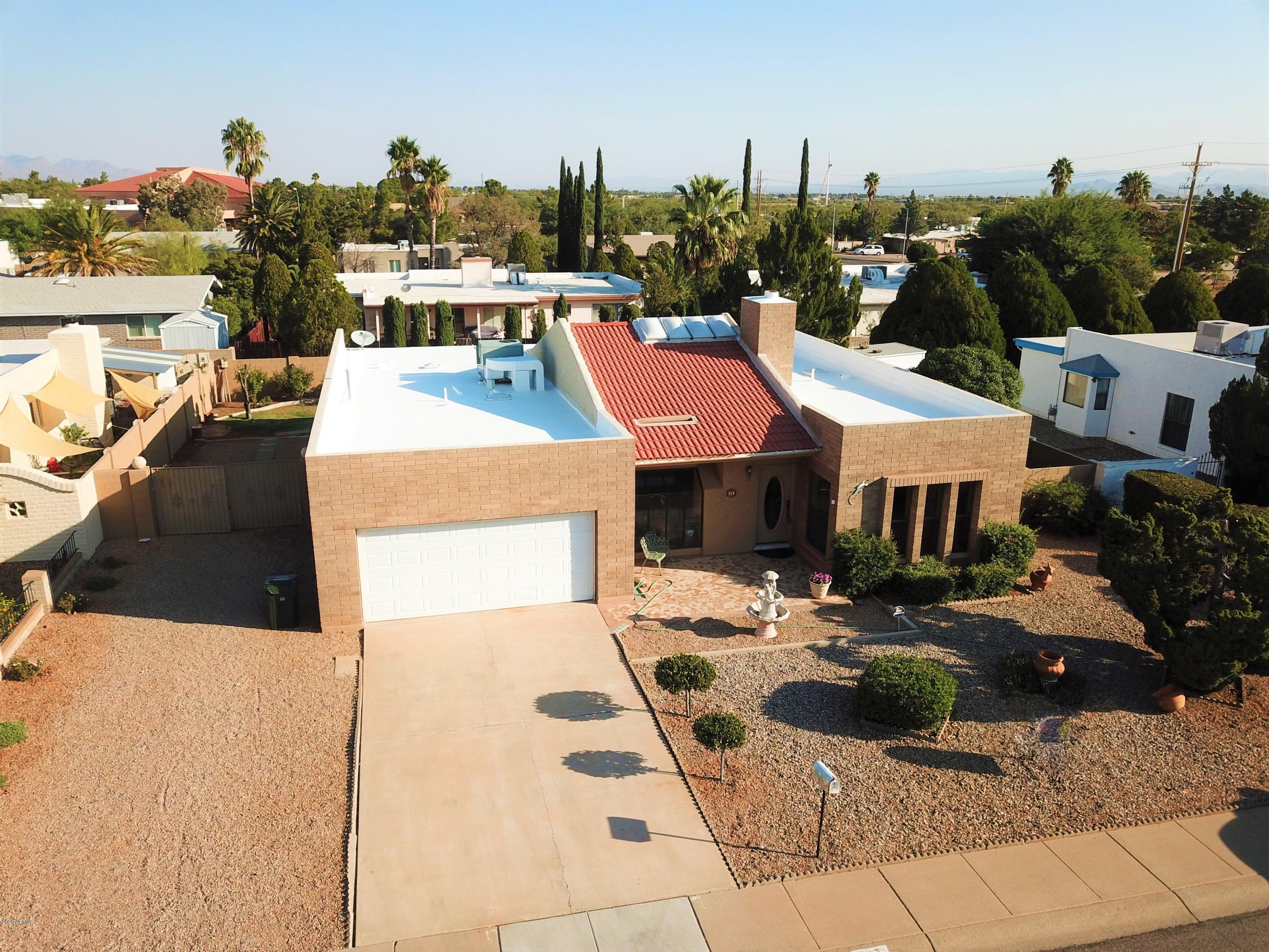 TOWN & COUNTRY ESTATES UNIT 12 - Residential