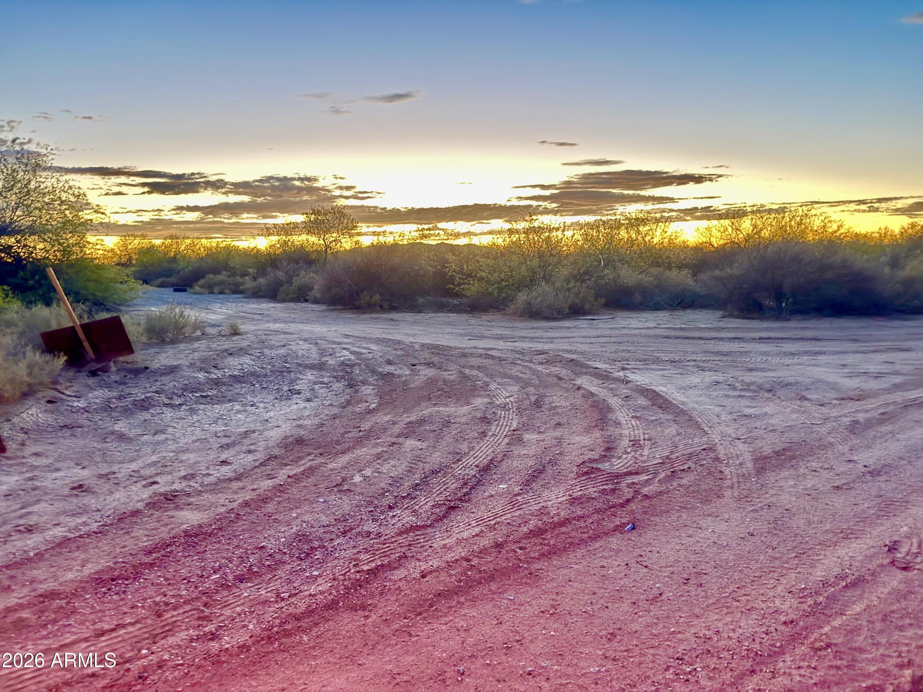 TOLTEC/ARIZONA VALLEY UNIT TEN - Land
