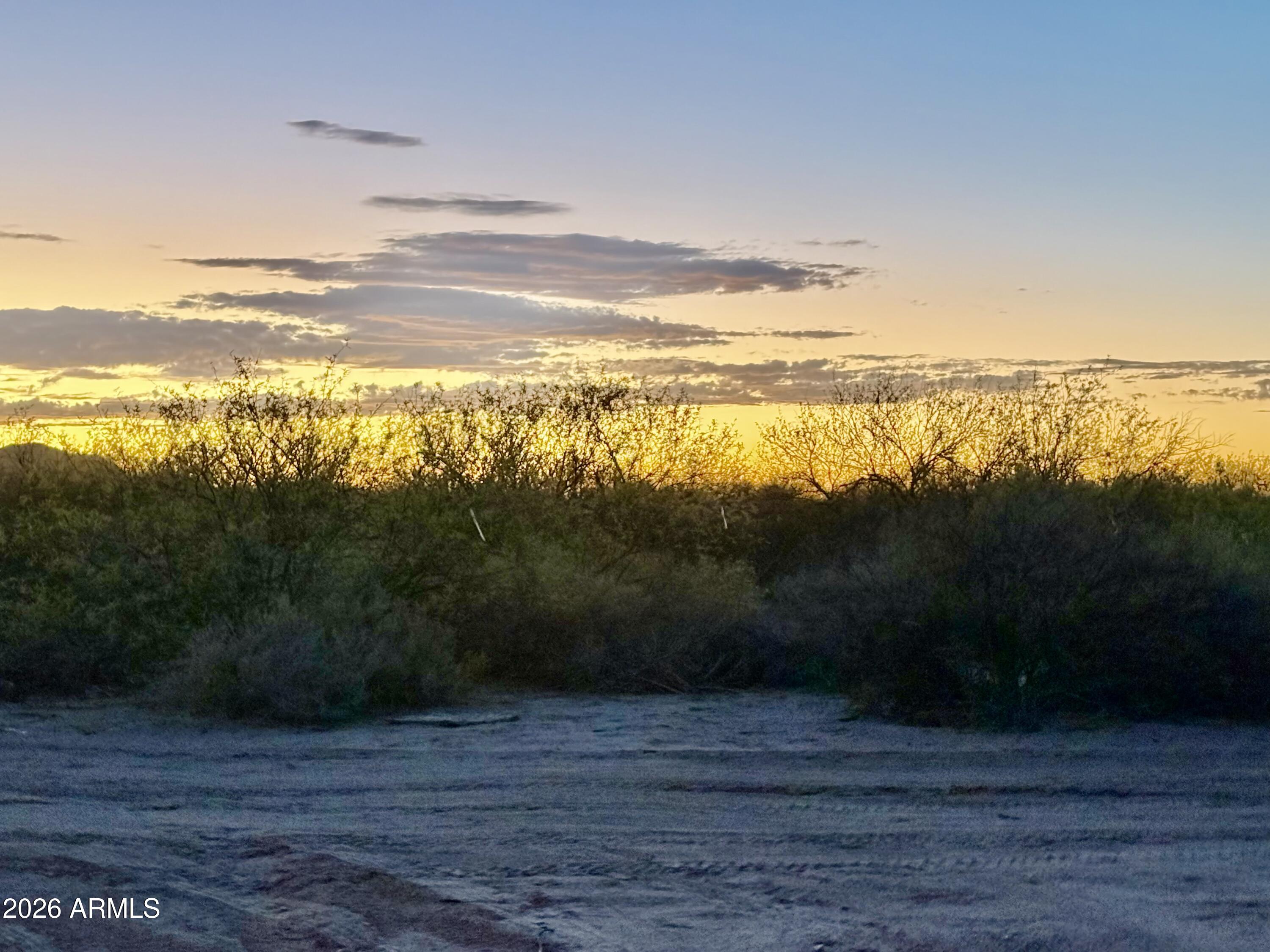TOLTEC/ARIZONA VALLEY UNIT TEN - Land