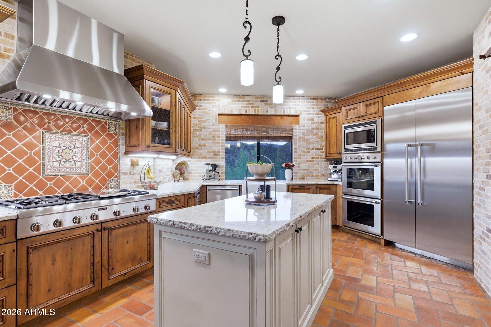 UNSUBDIVIDED CAVE CREEK - Residential