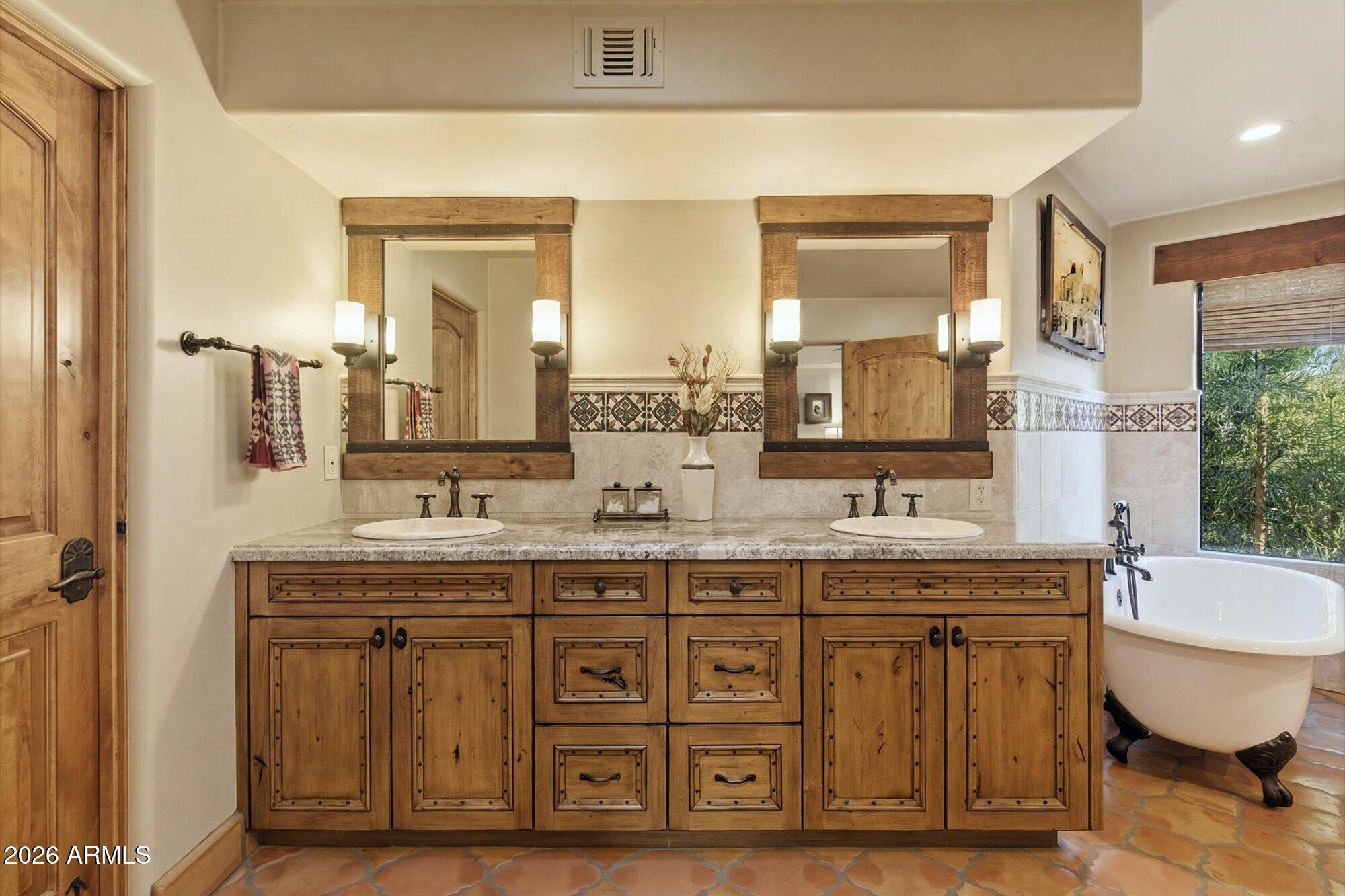 UNSUBDIVIDED CAVE CREEK - Residential
