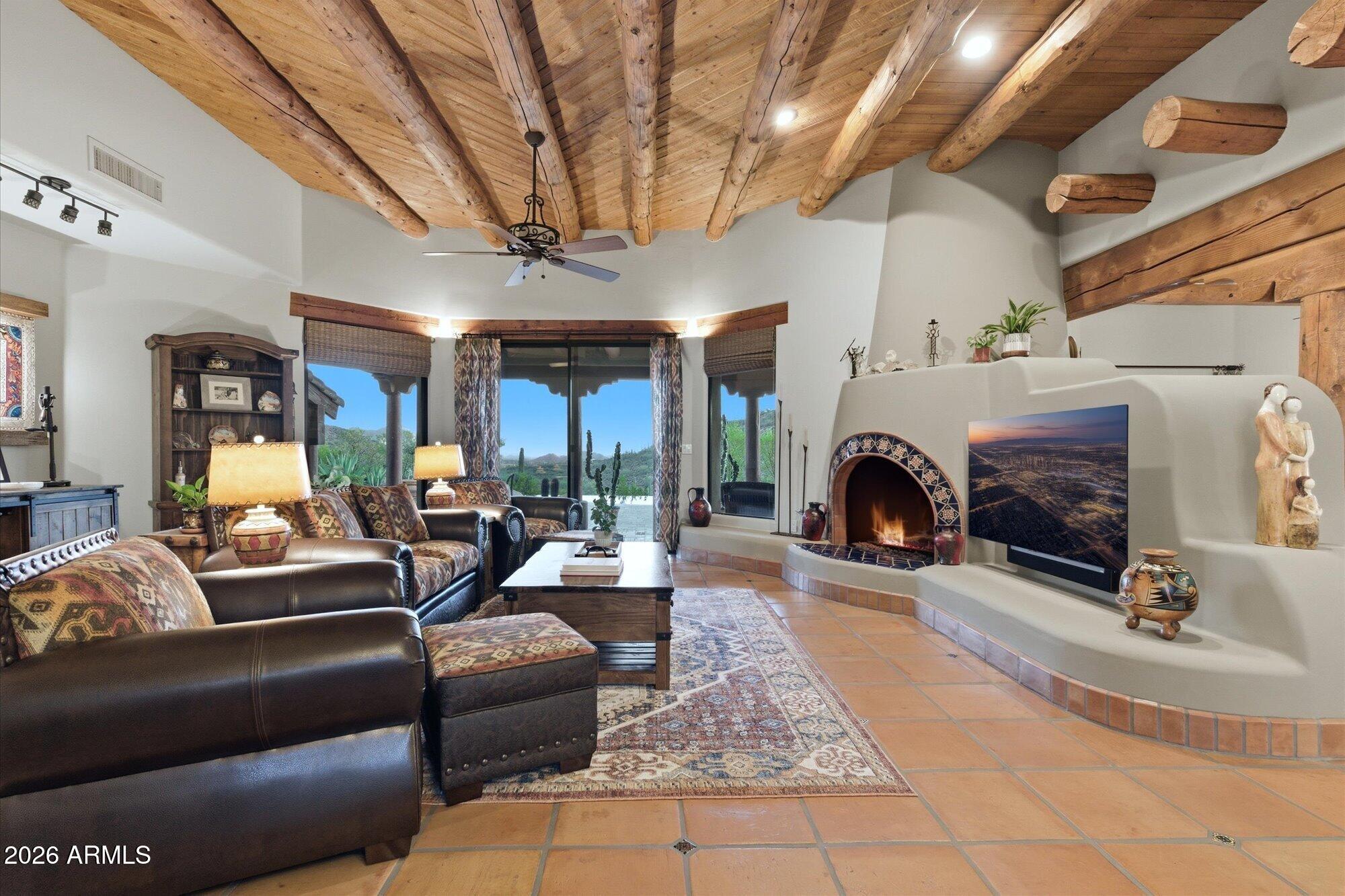UNSUBDIVIDED CAVE CREEK - Residential