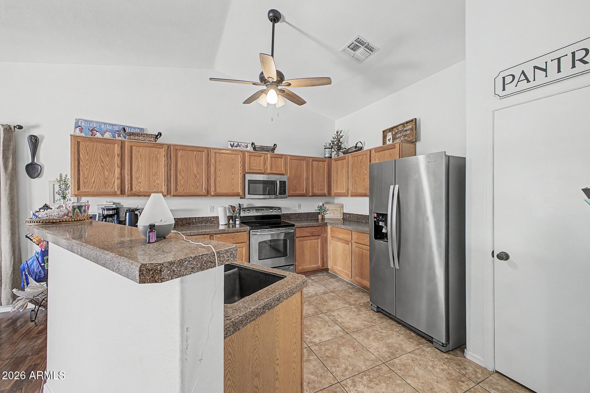 RENAISSANCE POINT UNIT 2 - Residential
