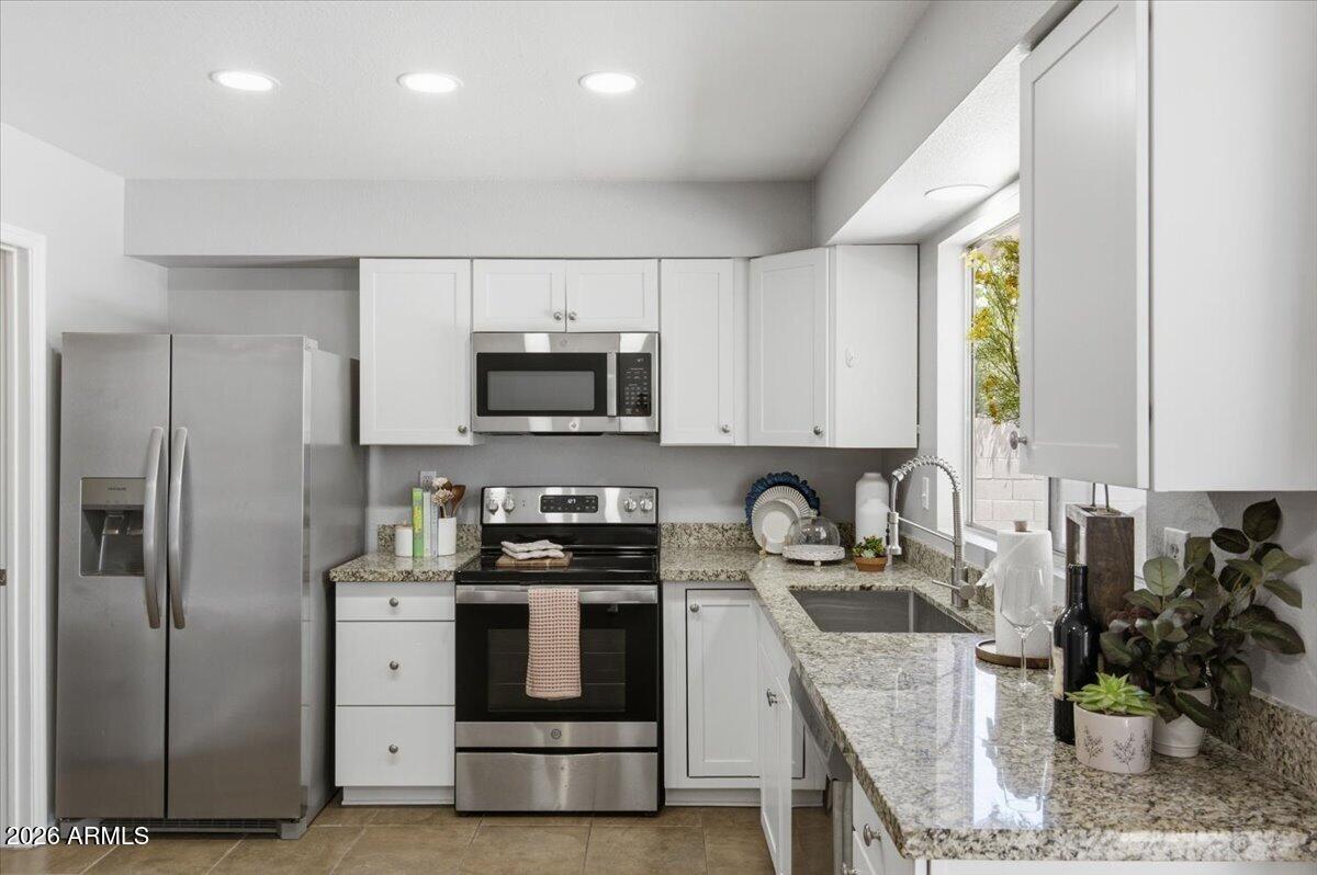 KNOELL EAST UNIT 6 - Residential