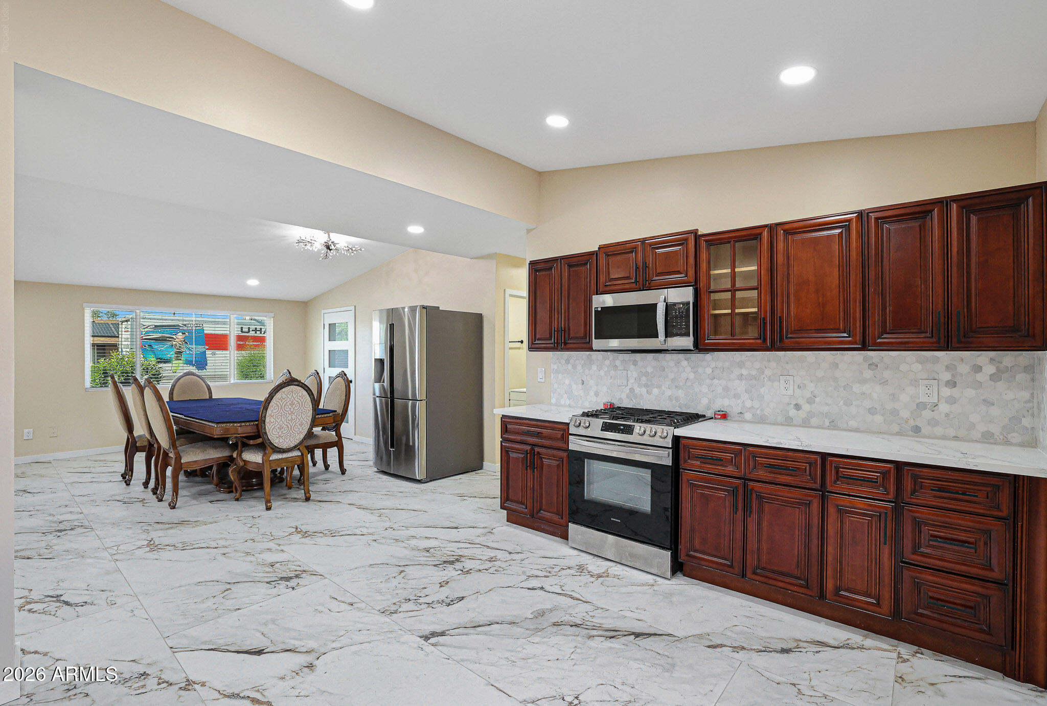 UNIVERSITY HEIGHTS - Residential