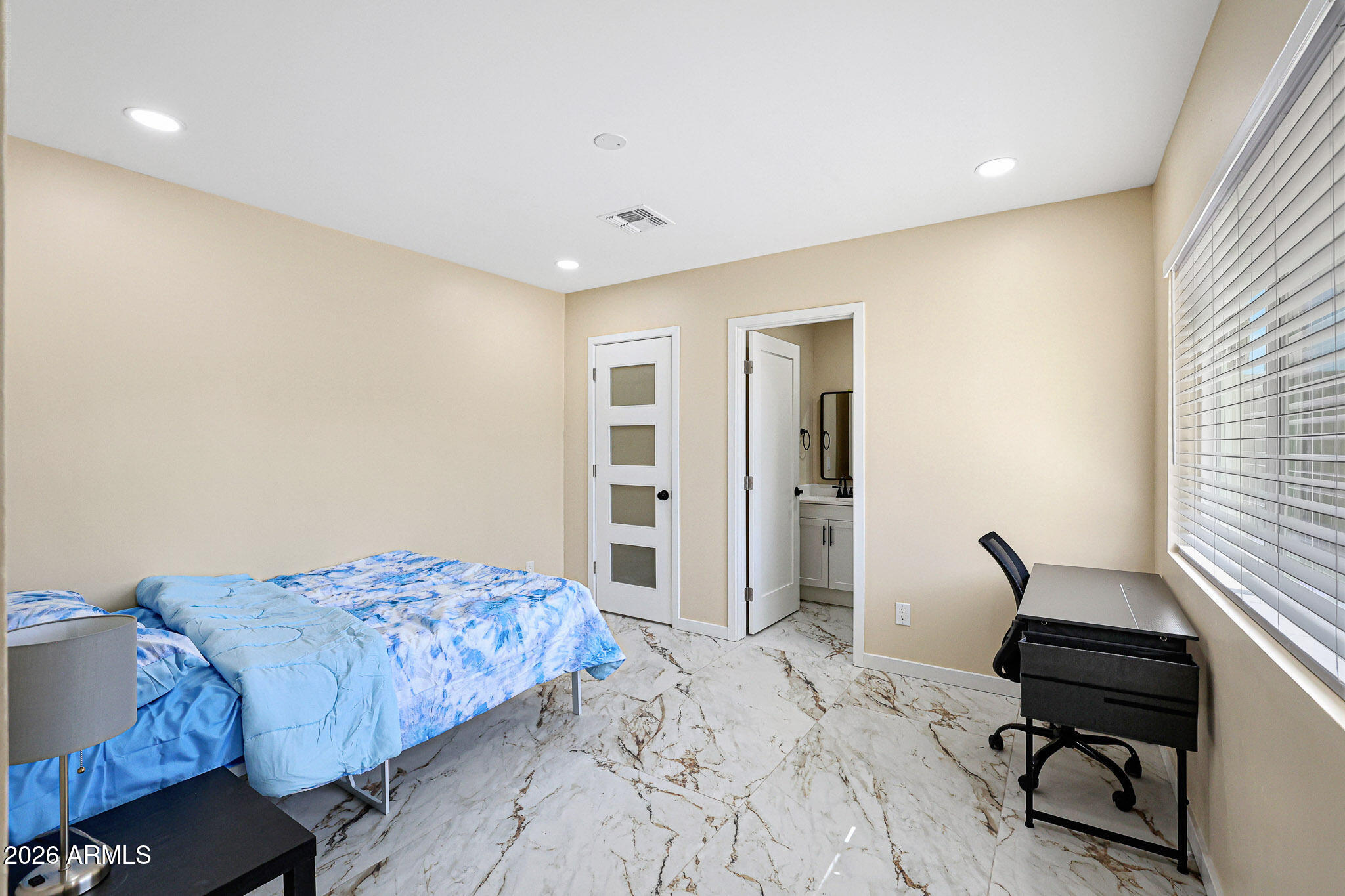 UNIVERSITY HEIGHTS - Residential