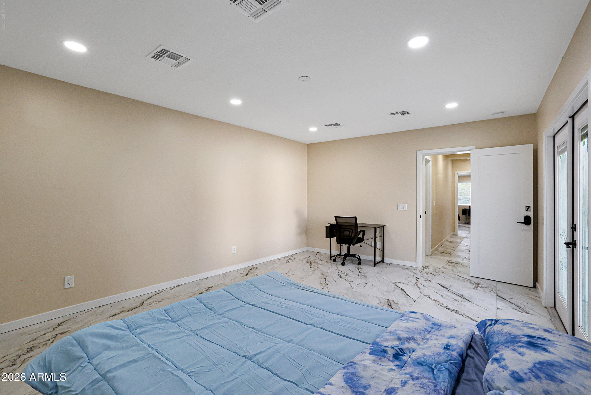 UNIVERSITY HEIGHTS - Residential