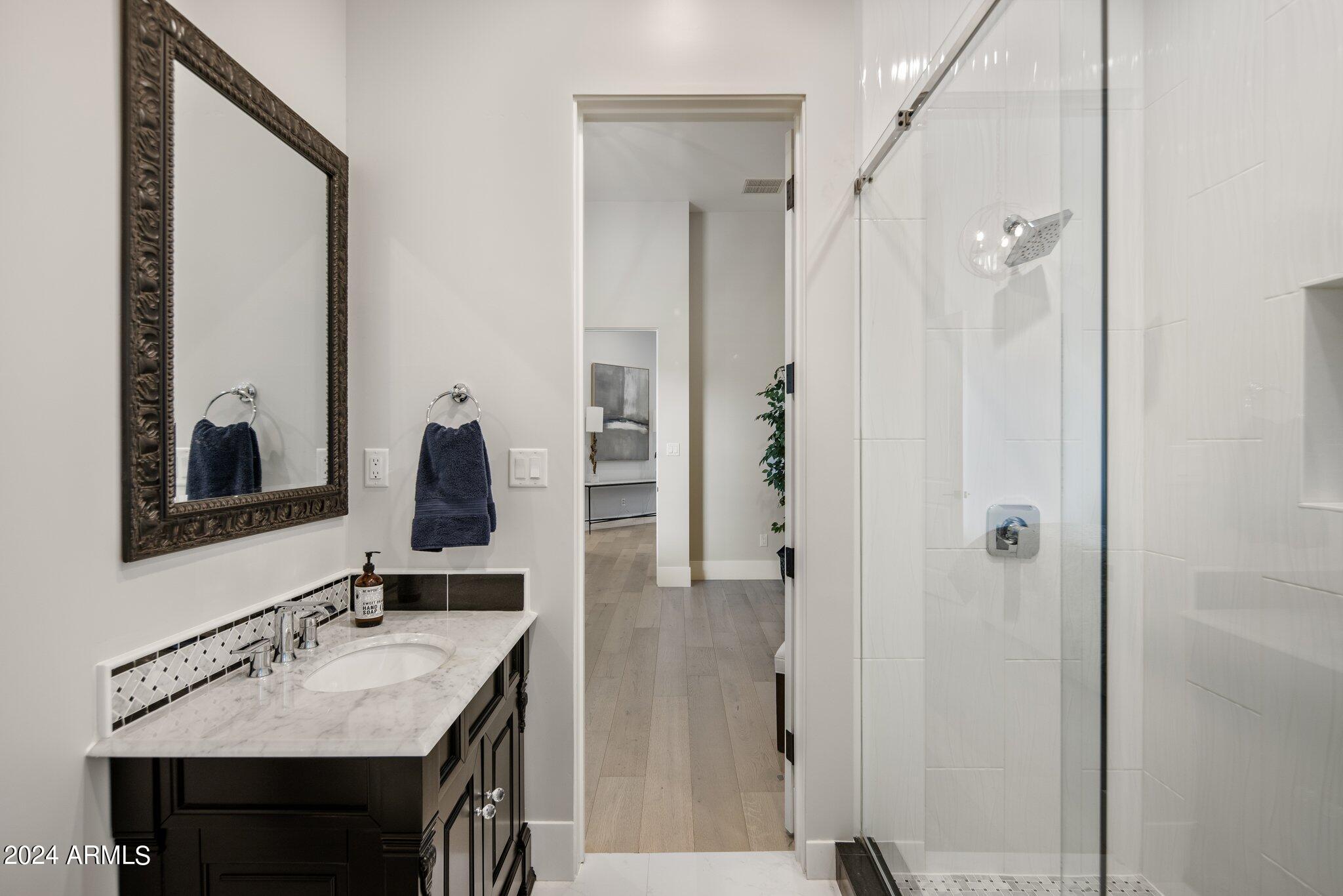 PARADISE HIGHLANDS ESTATES - Residential