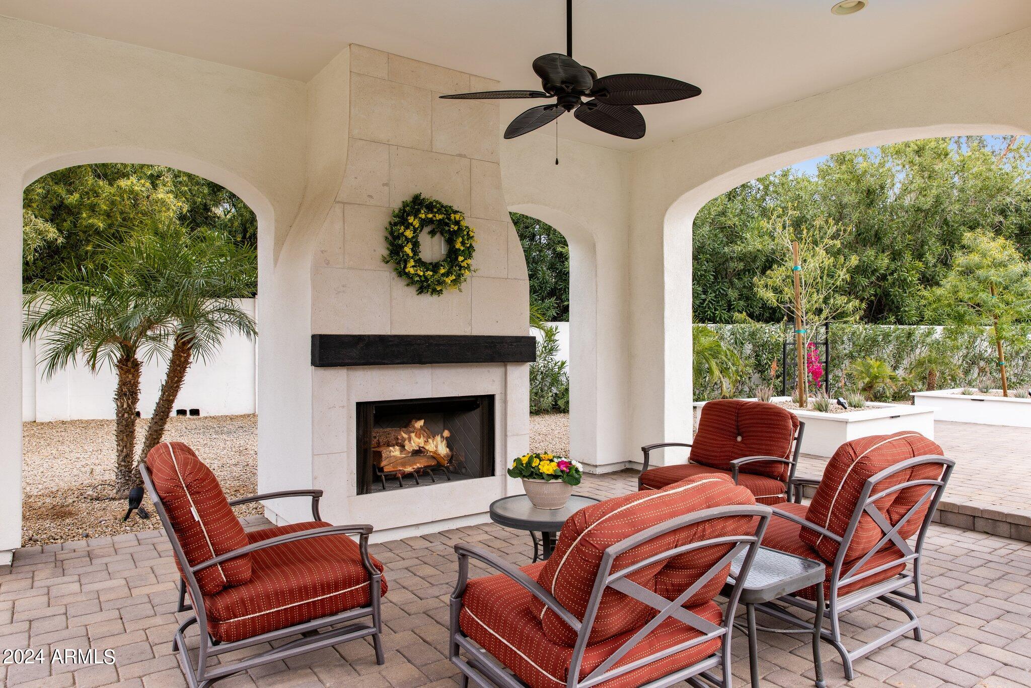 PARADISE HIGHLANDS ESTATES - Residential