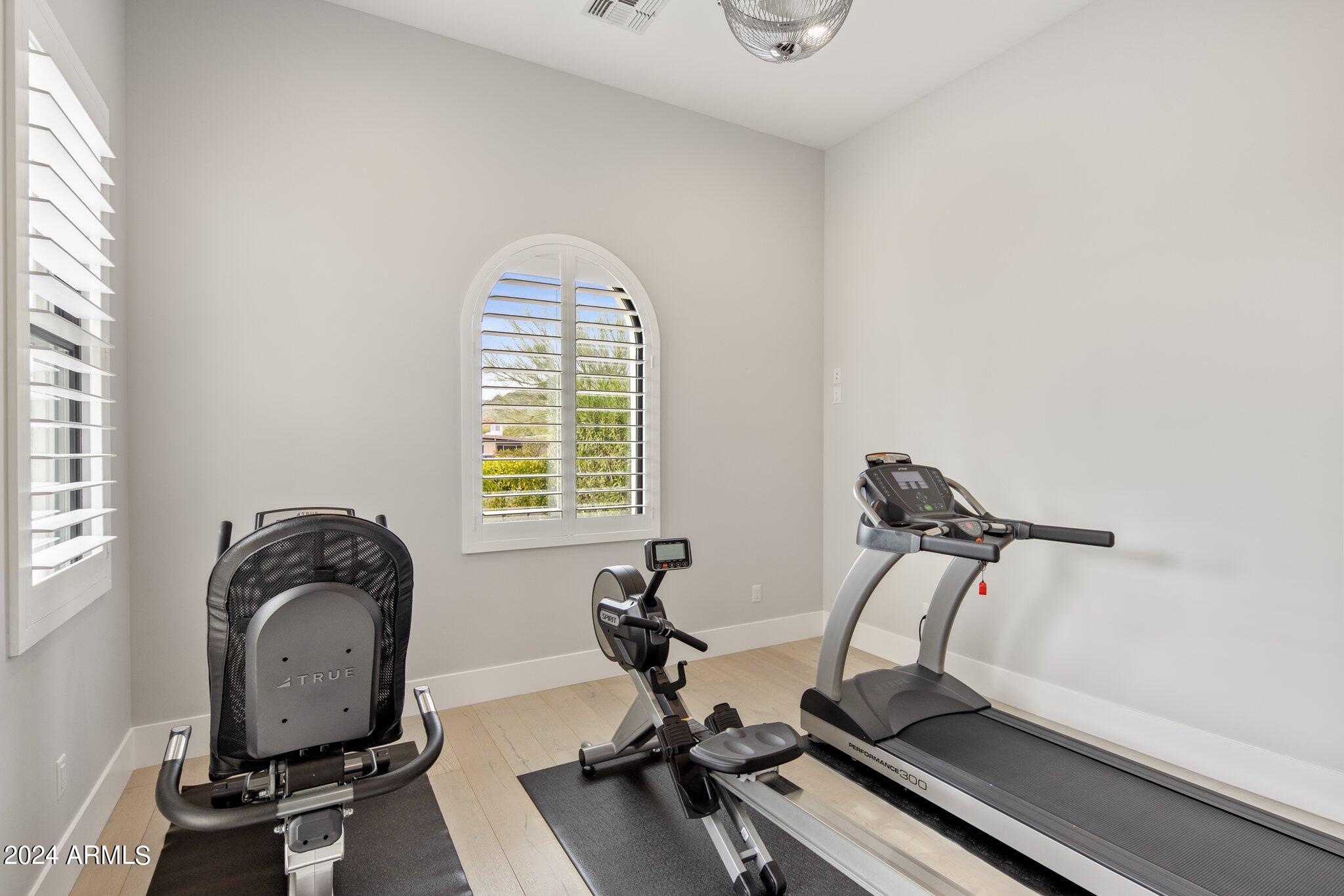 PARADISE HIGHLANDS ESTATES - Residential