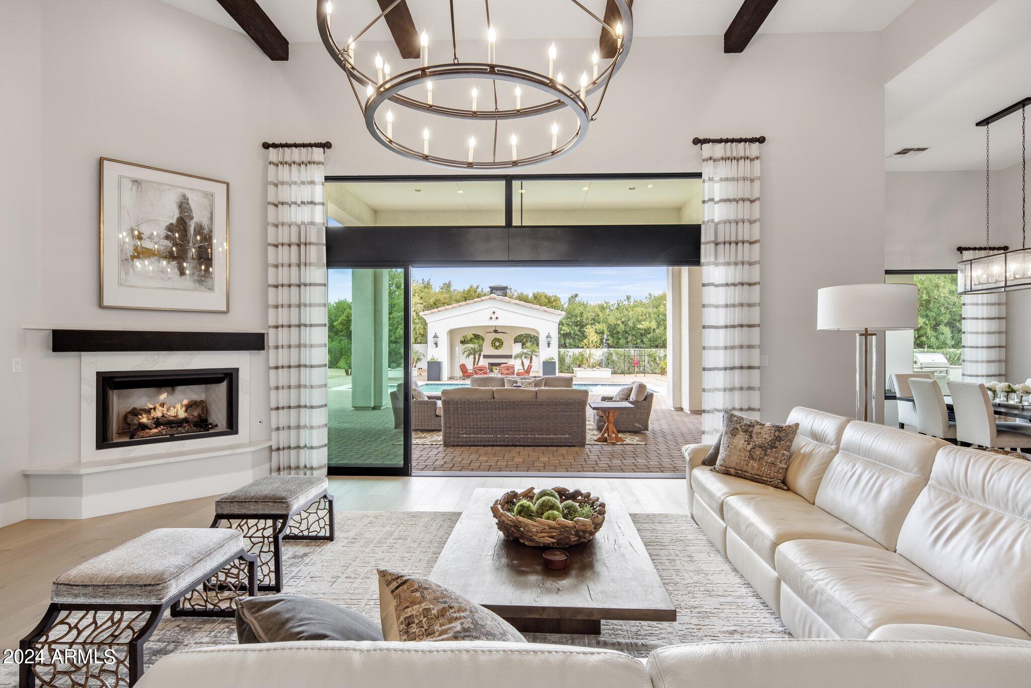 PARADISE HIGHLANDS ESTATES - Residential