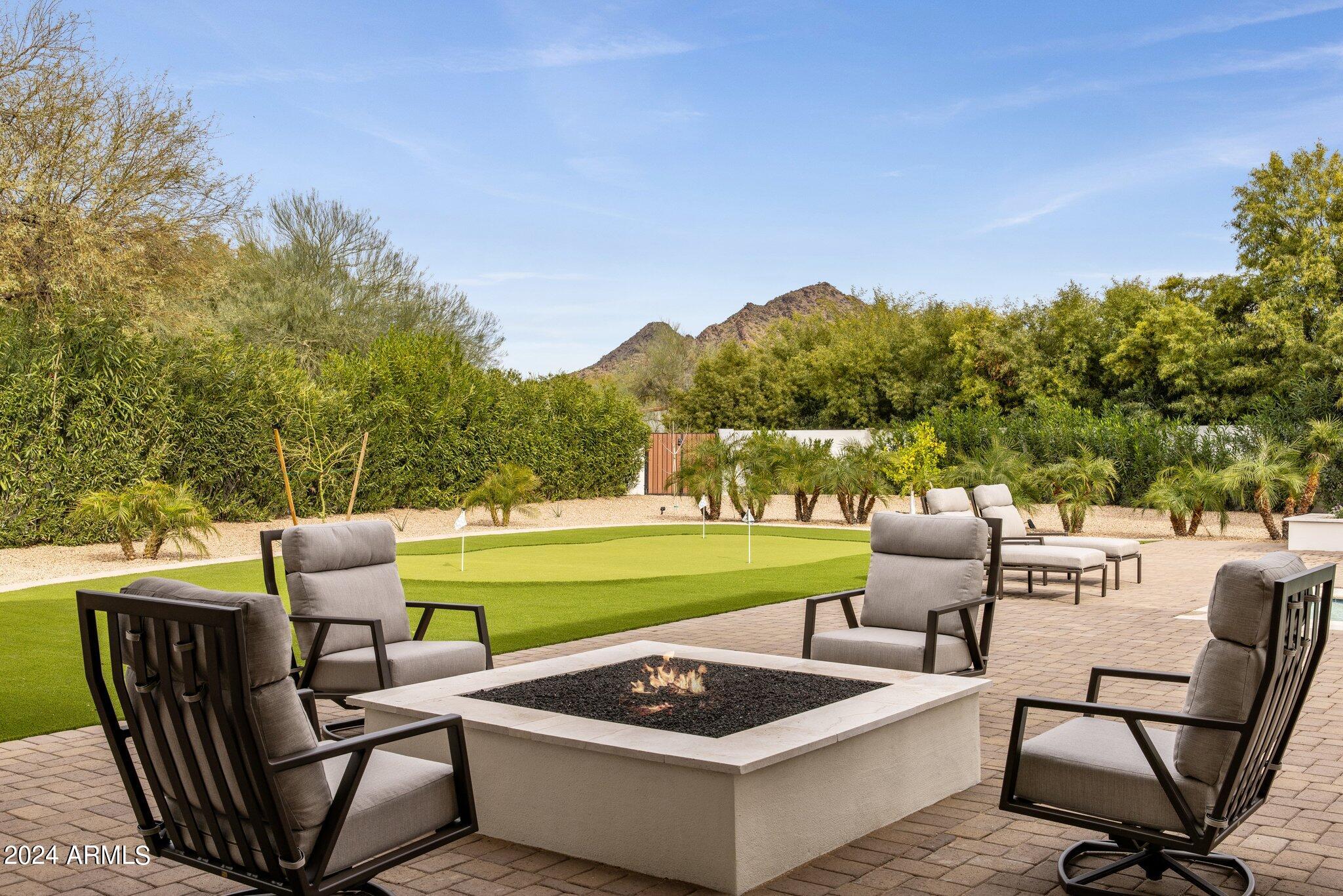 PARADISE HIGHLANDS ESTATES - Residential