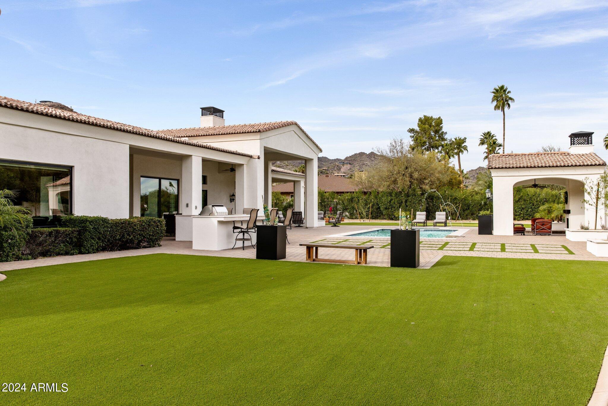 PARADISE HIGHLANDS ESTATES - Residential