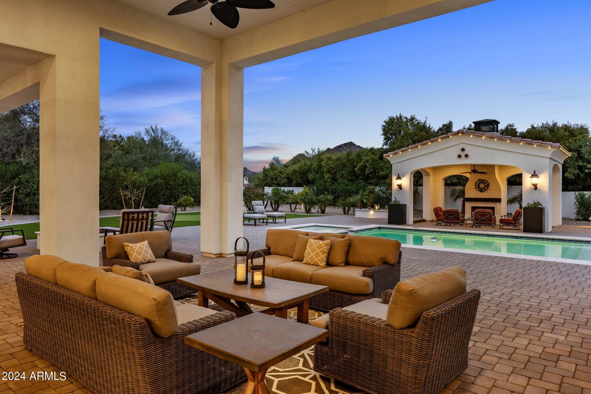 PARADISE HIGHLANDS ESTATES - Residential