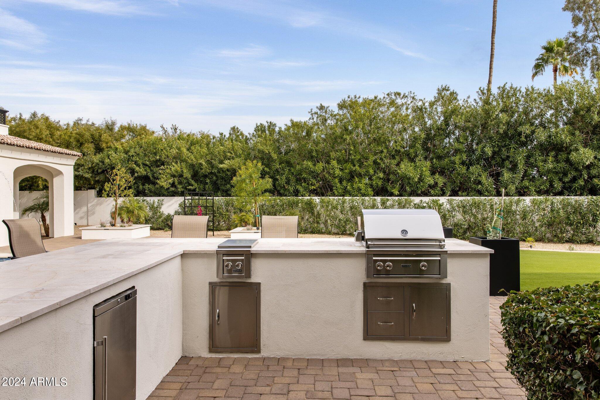 PARADISE HIGHLANDS ESTATES - Residential