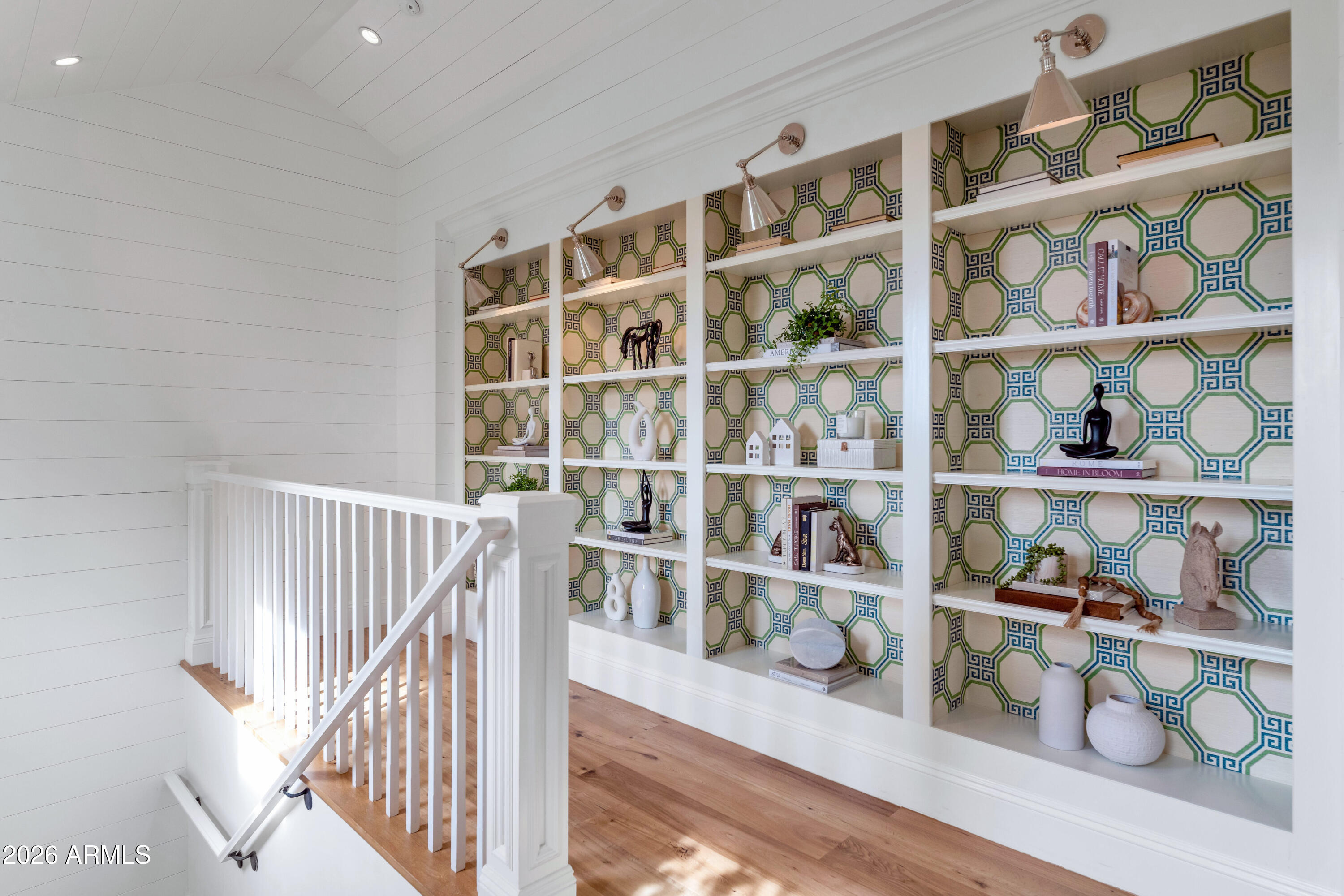 DEL RAY ESTATES 16 - Residential
