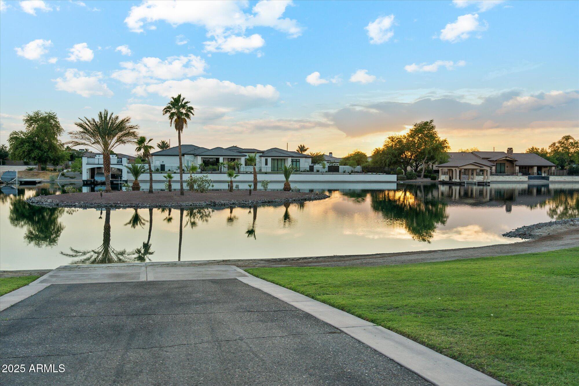WEST VILLAGE OF SANTAN LAKESIDE ESTATES 2 LTS 1-20 - Residential