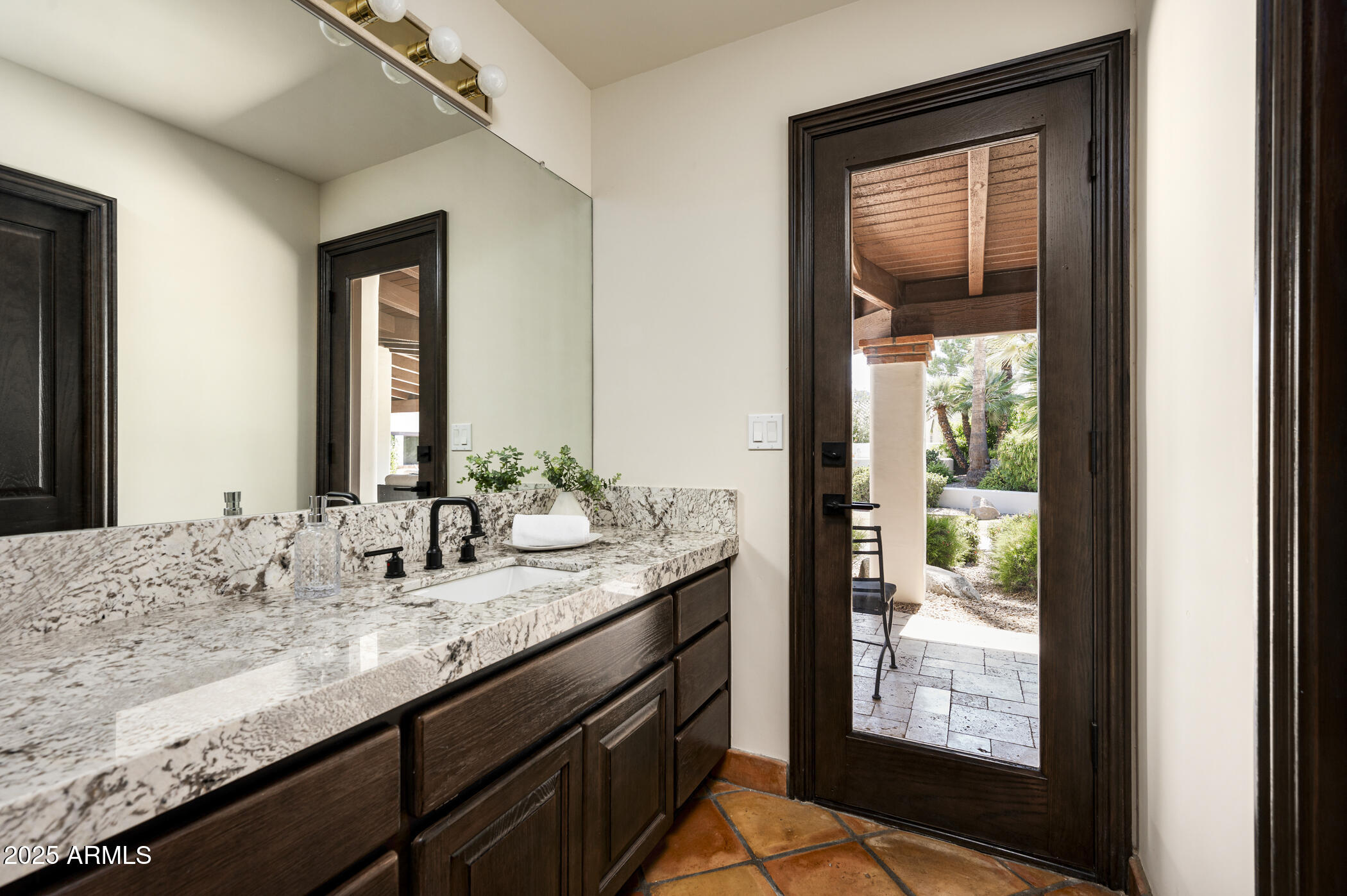CAMELBACK COUNTRY ESTATES 6 - Residential