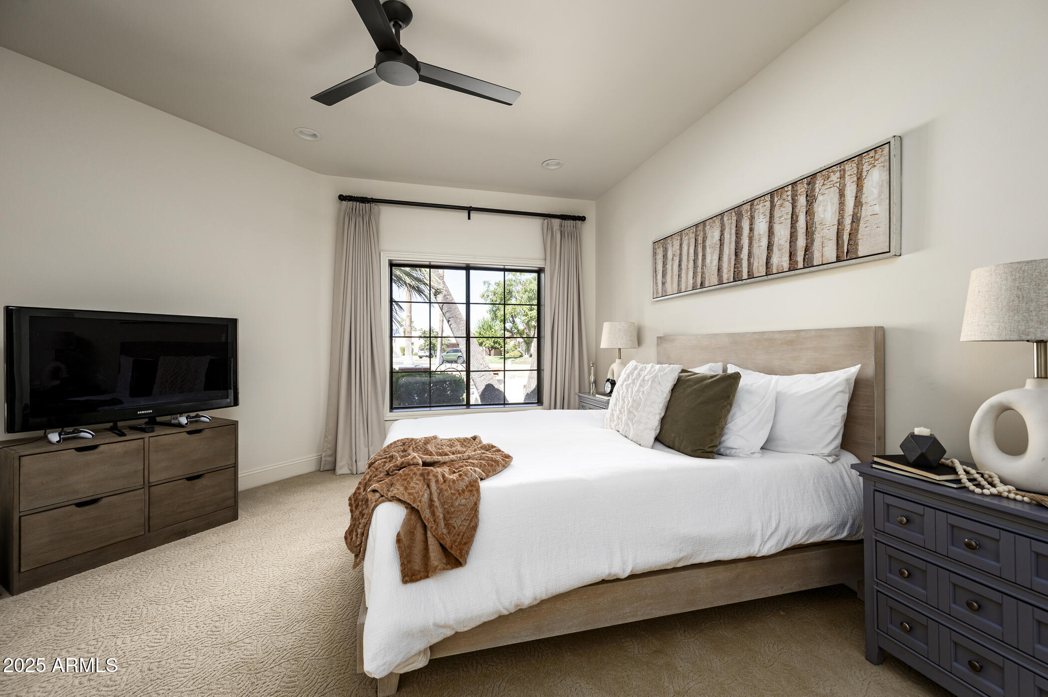 CAMELBACK COUNTRY ESTATES 6 - Residential