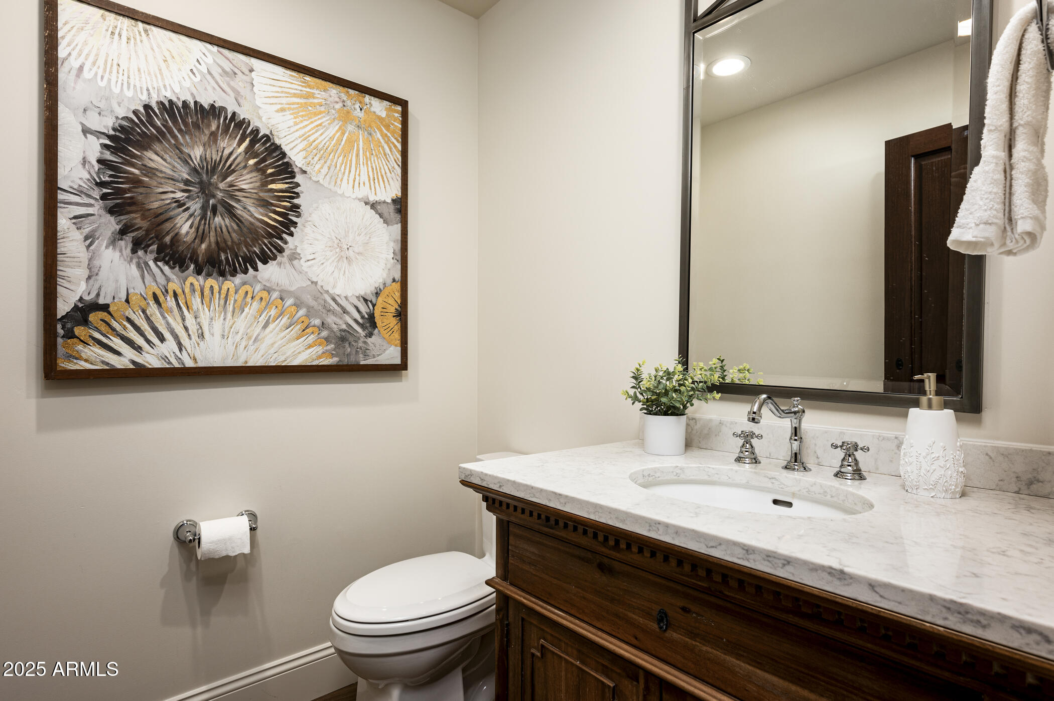 CAMELBACK COUNTRY ESTATES 6 - Residential