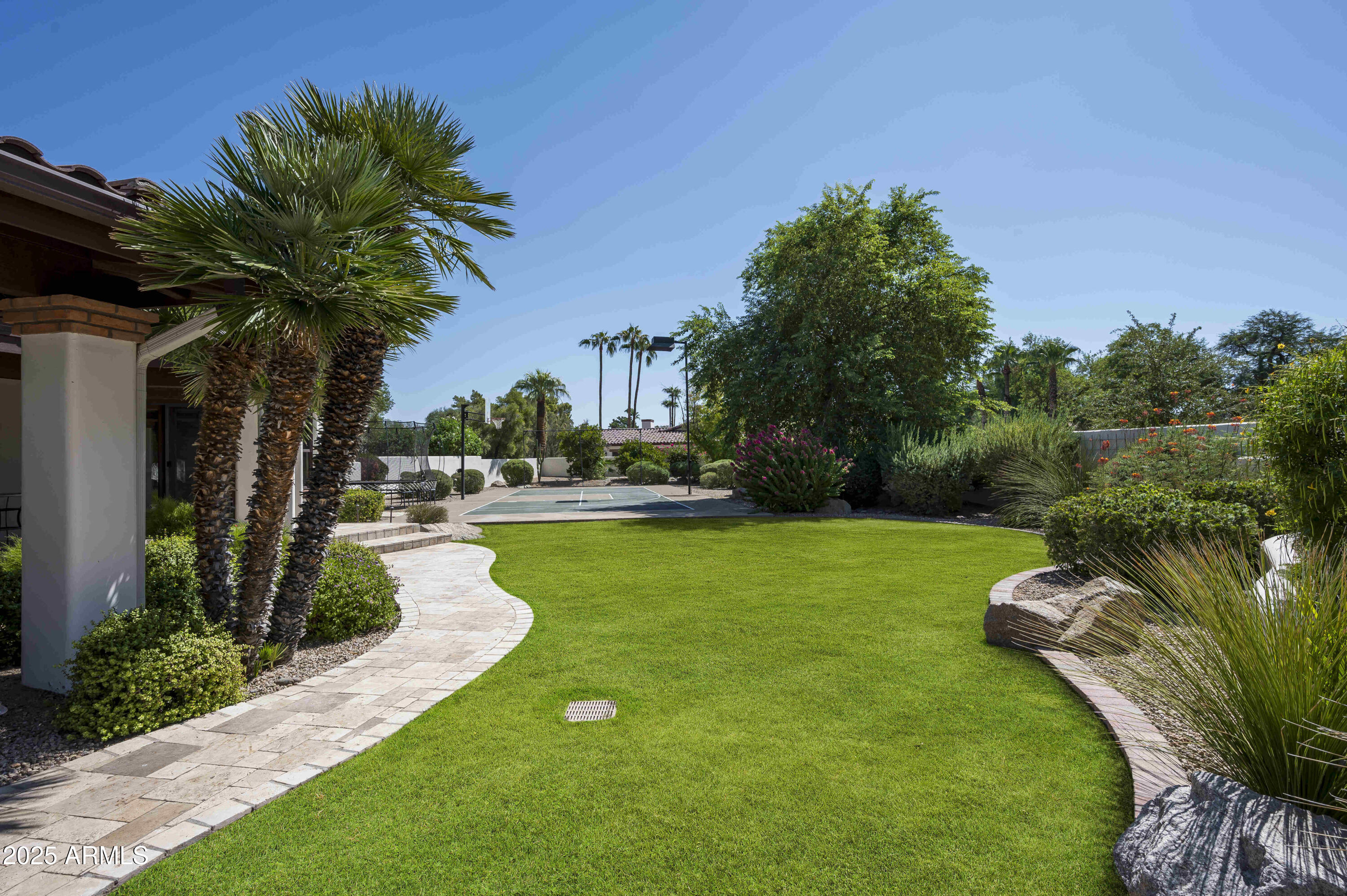 CAMELBACK COUNTRY ESTATES 6 - Residential