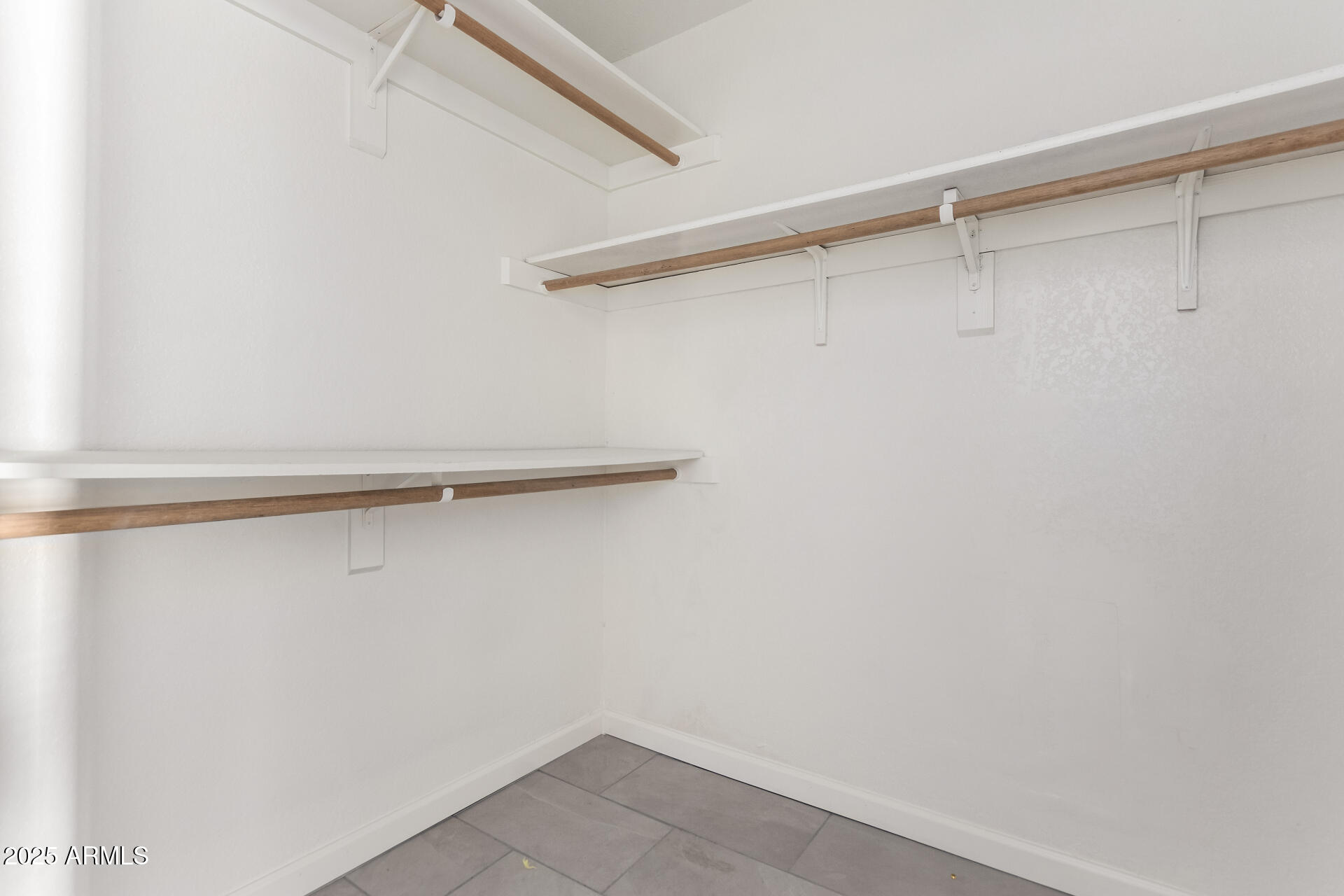 COLONIA GRANADA UNIT 5 - Residential Lease