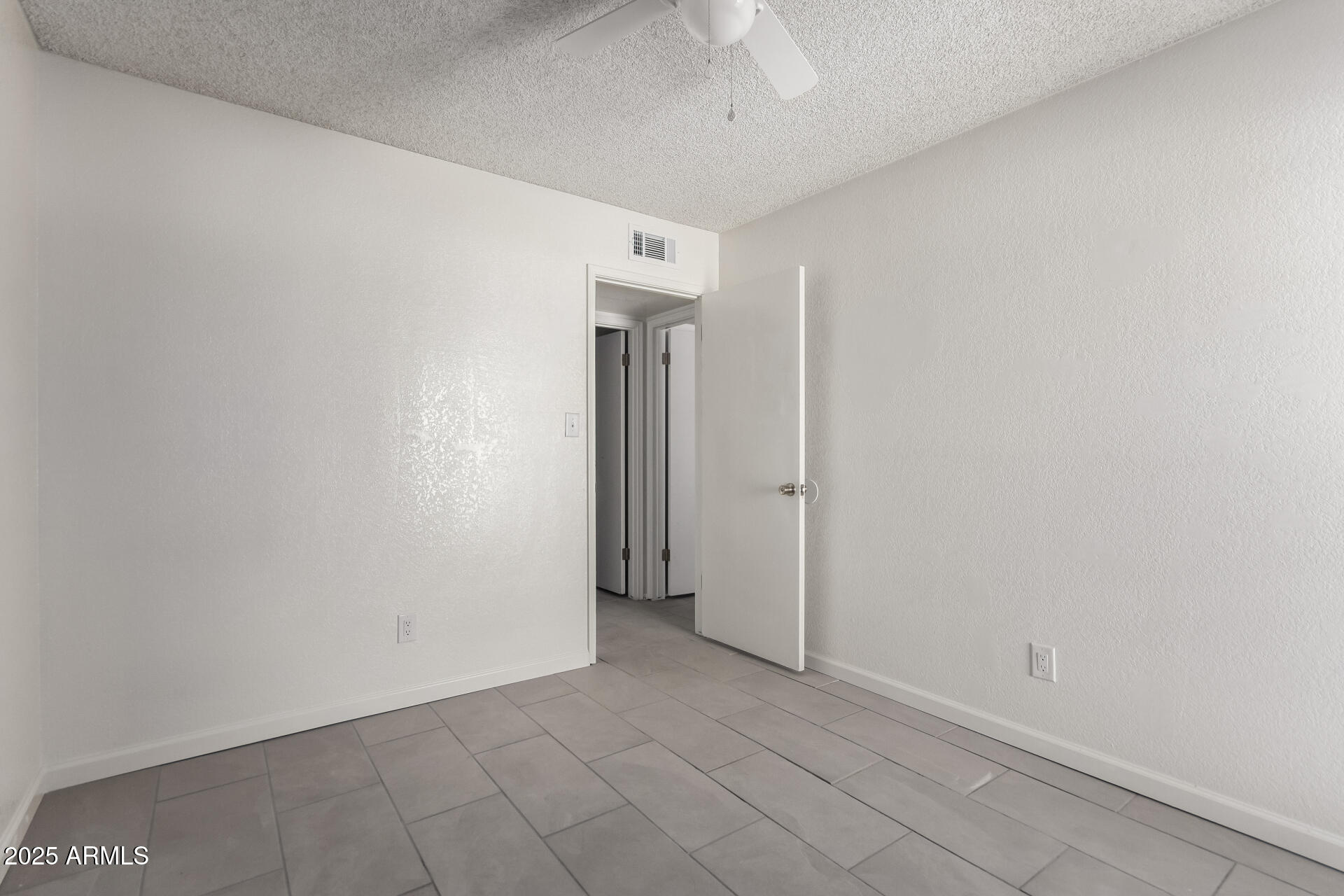 COLONIA GRANADA UNIT 5 - Residential Lease
