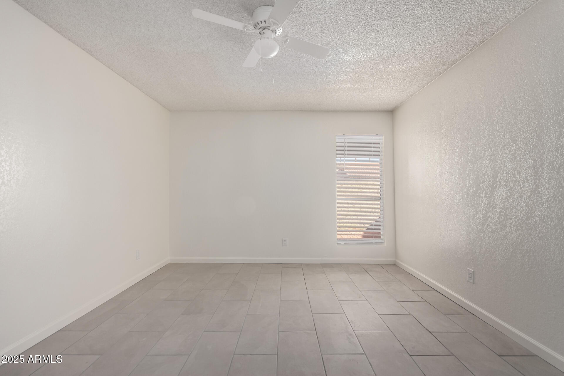 COLONIA GRANADA UNIT 5 - Residential Lease