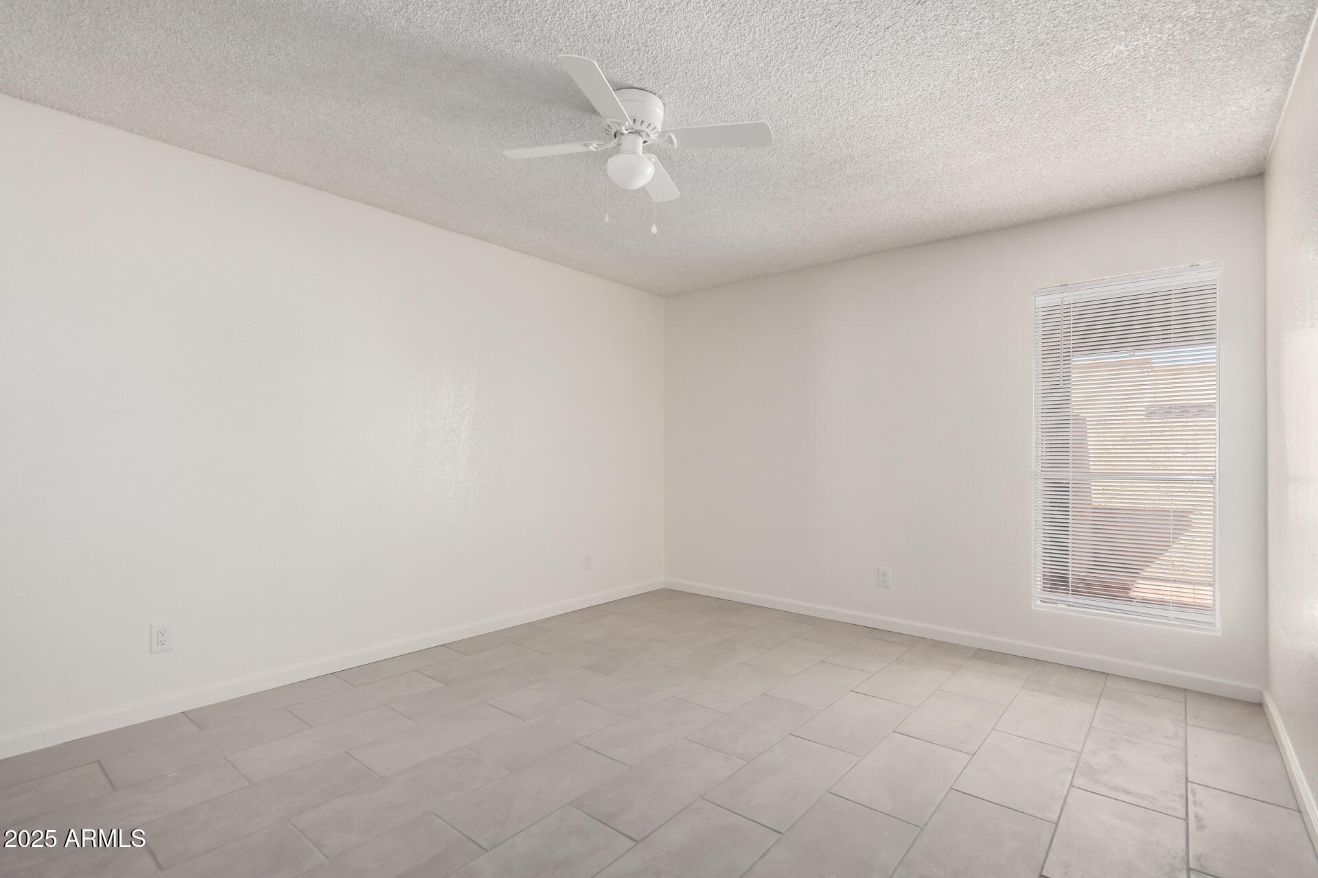 COLONIA GRANADA UNIT 5 - Residential Lease